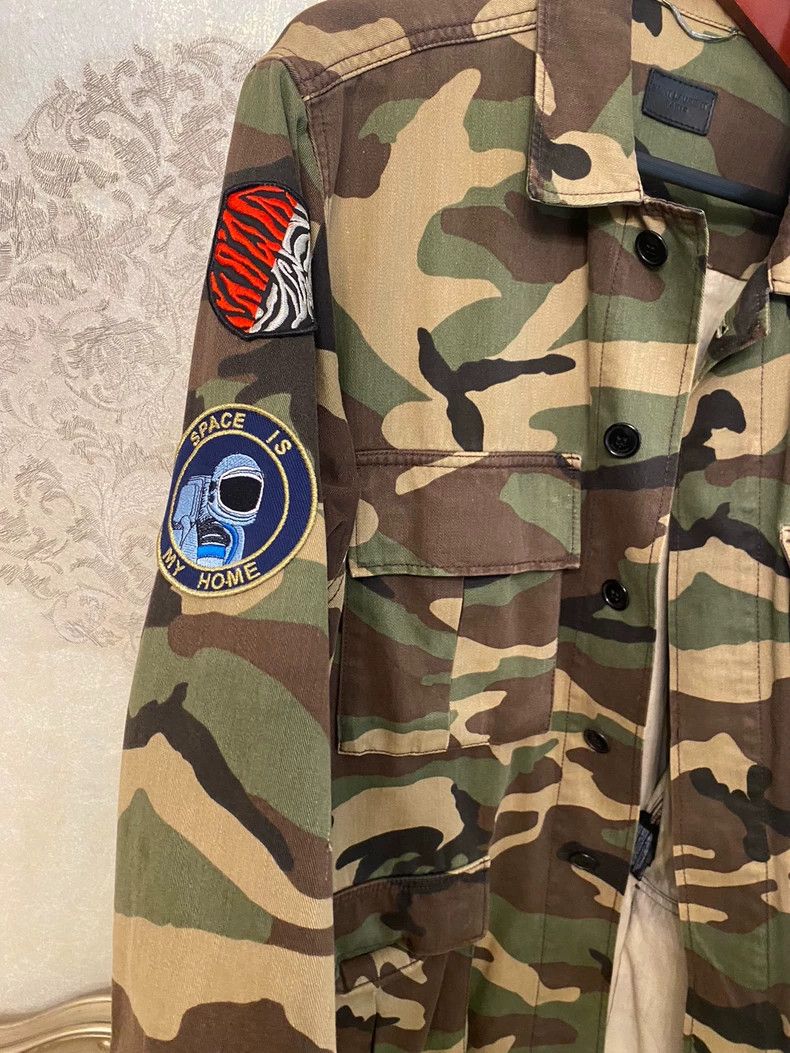 Yves Saint Laurent YSL Camouflage Astronaut Jacket L Size US L / EU 52-54 / 3 - 5 Thumbnail