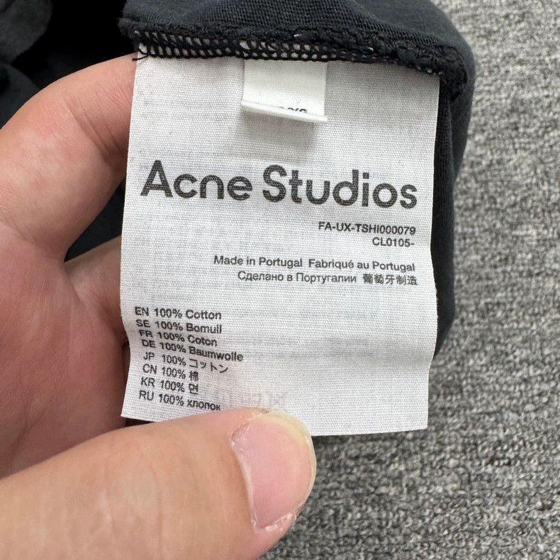 Acne Studios Acne Studios Embroidered Smile Distressed Tee Size US XS / EU 42 / 0 - 5 Thumbnail