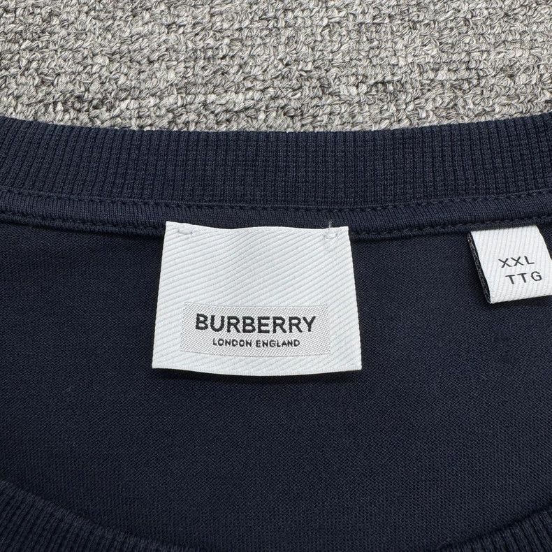 Burberry Burberry War Horse Print Short Sleeve Tee Size US XXL / EU 58 / 5 - 3 Thumbnail