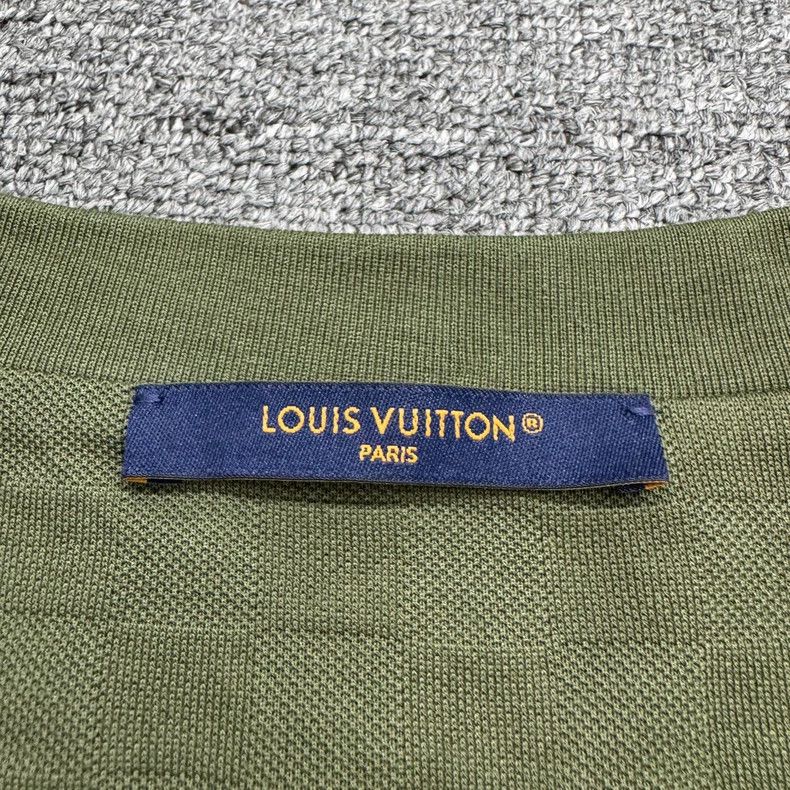 Louis Vuitton Louis Vuitton SS25 Snake Limited Embroidered T-shirt Size US XL / EU 56 / 4 - 4 Thumbnail