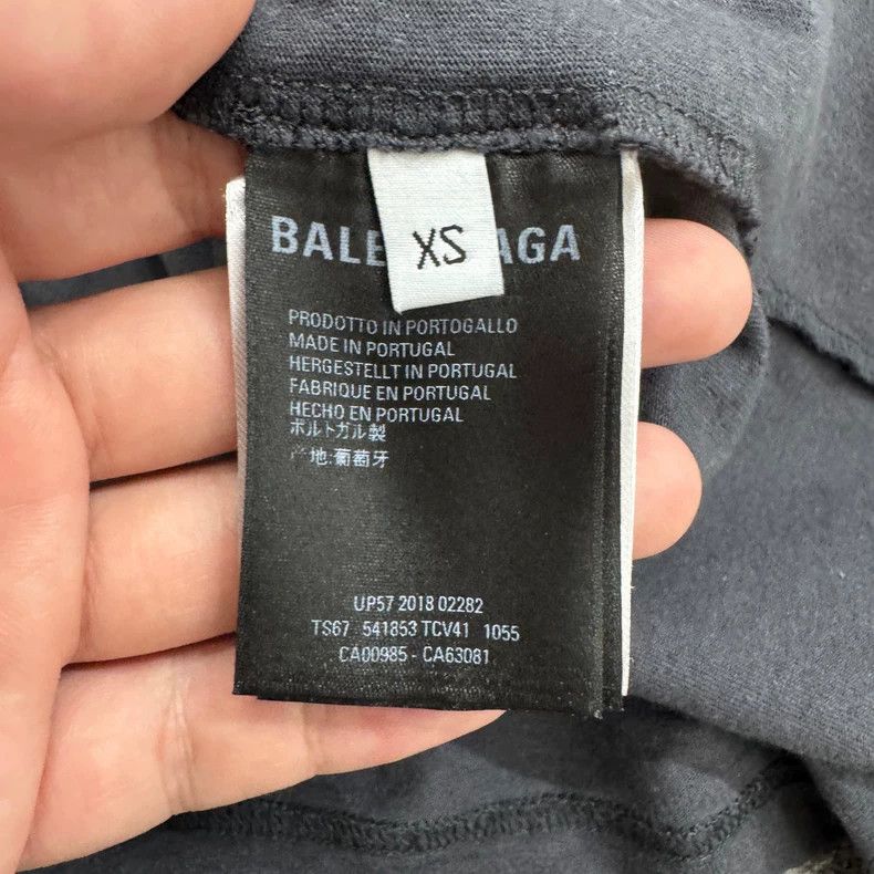 Balenciaga Balenciaga Distressed Embroidered Short Sleeve Size US XS / EU 42 / 0 - 4 Thumbnail