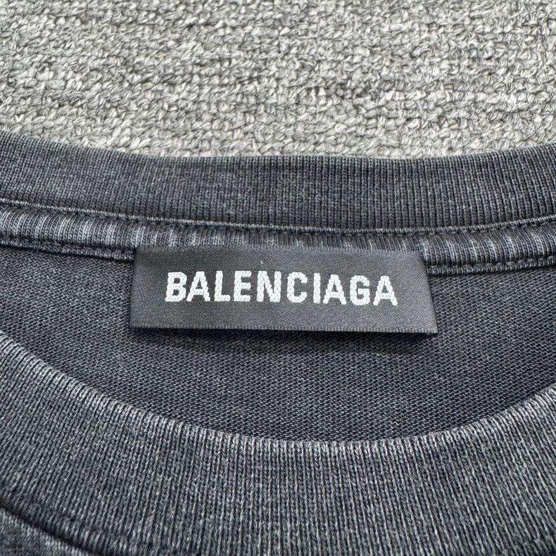 Balenciaga Balenciaga Distressed Shoulder Decor Short Sleeve Size US S / EU 44-46 / 1 - 3 Thumbnail