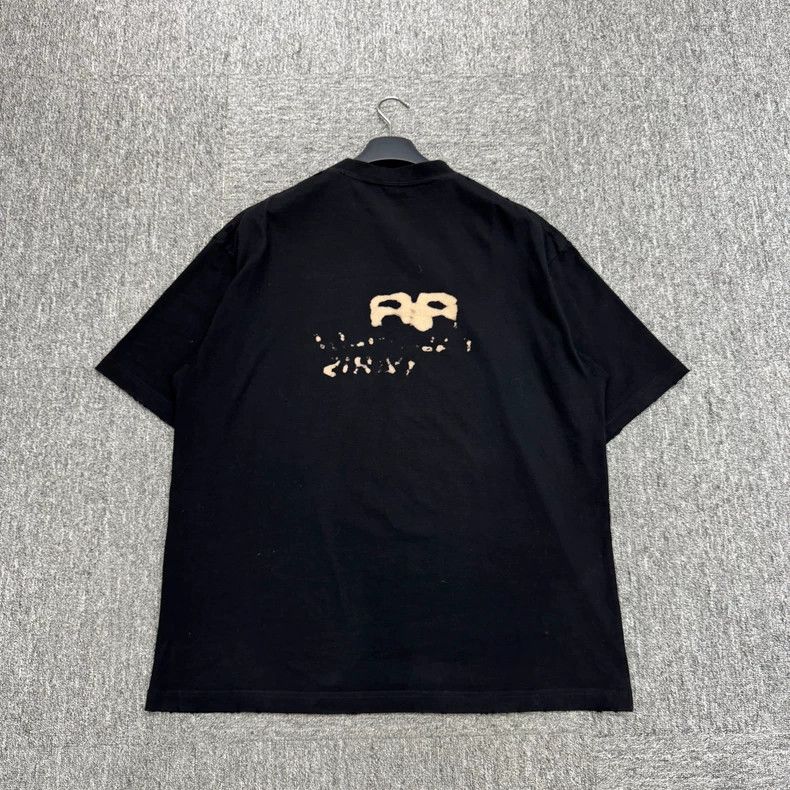 Balenciaga Balenciaga Graffiti Logo Short Sleeve Tee Size US L / EU 52-54 / 3 - 2 Thumbnail