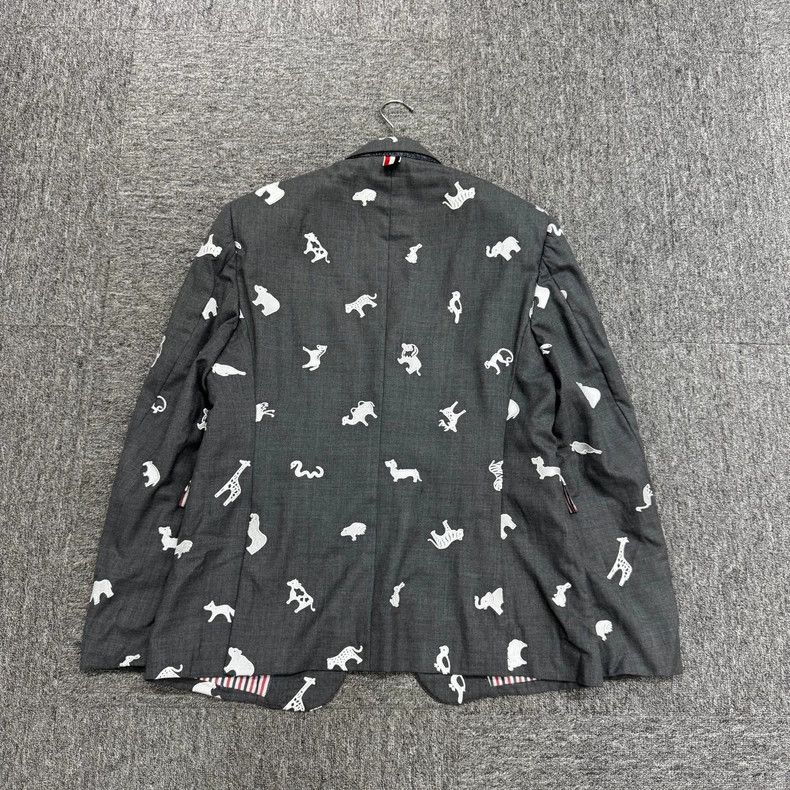 Thom Browne Thom Browne Animal Embroidered Wool Blazer Size US M / EU 48-50 / 2 - 2 Thumbnail