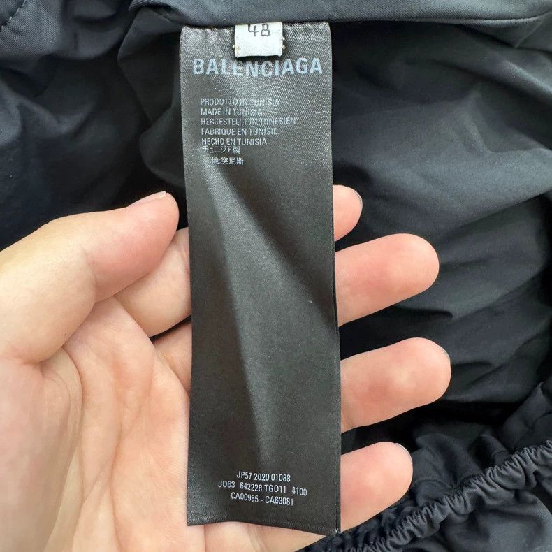 Balenciaga Balenciaga Oversized Puffer Jacket Size US M / EU 48-50 / 2 - 4 Thumbnail