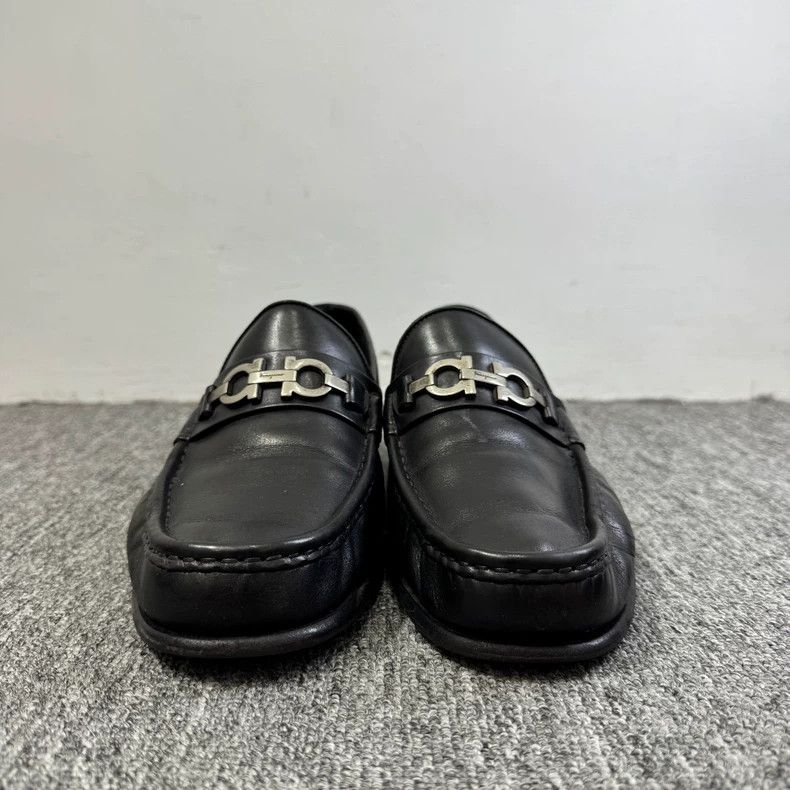 Vintage Ferragamo Lock Buckle Leather Loafers Size US 9 / EU 42 - 2 Thumbnail