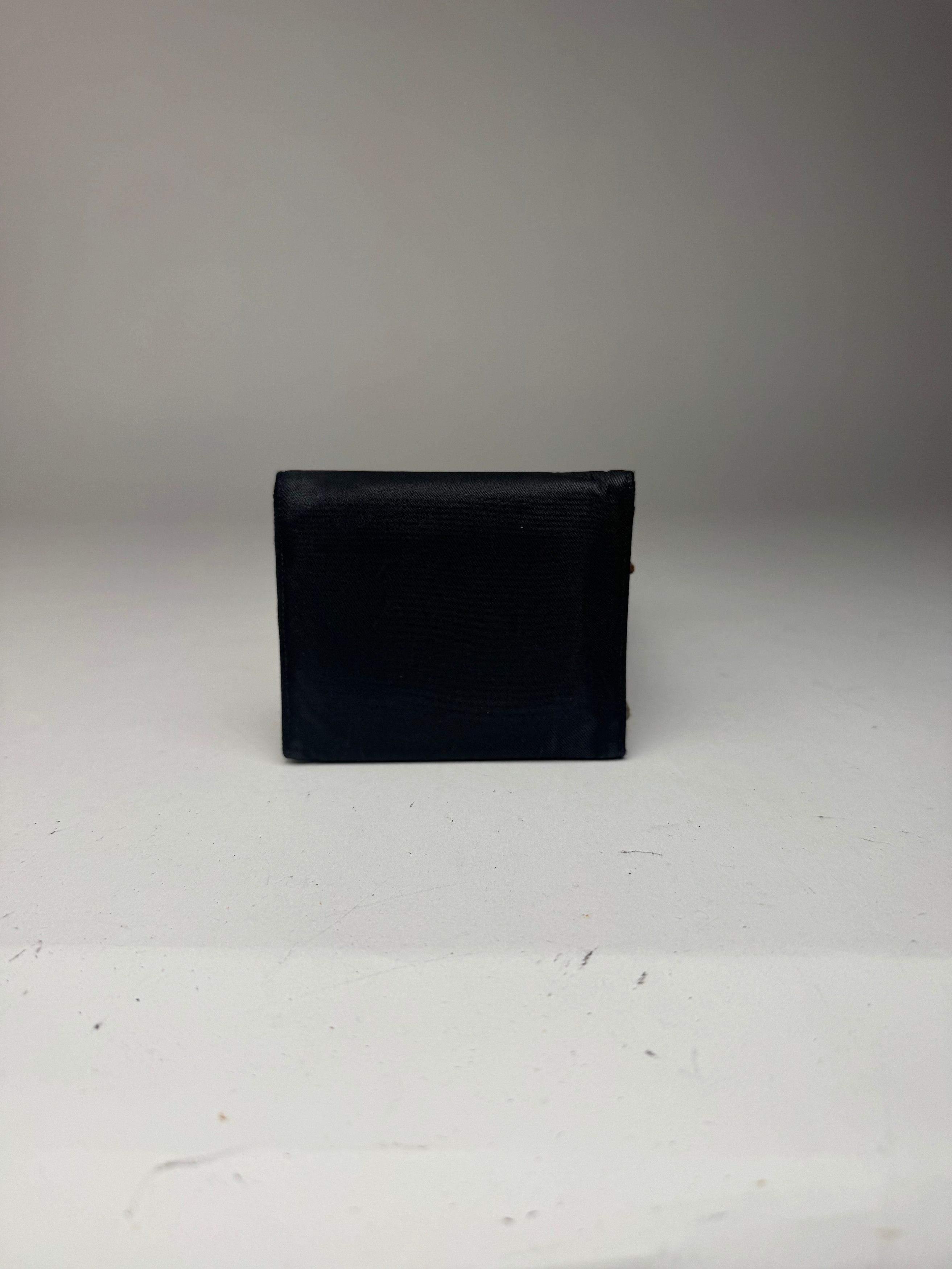 Prada Vintage Triangle Polyester leather wallet black Size ONE SIZE - 10 Thumbnail
