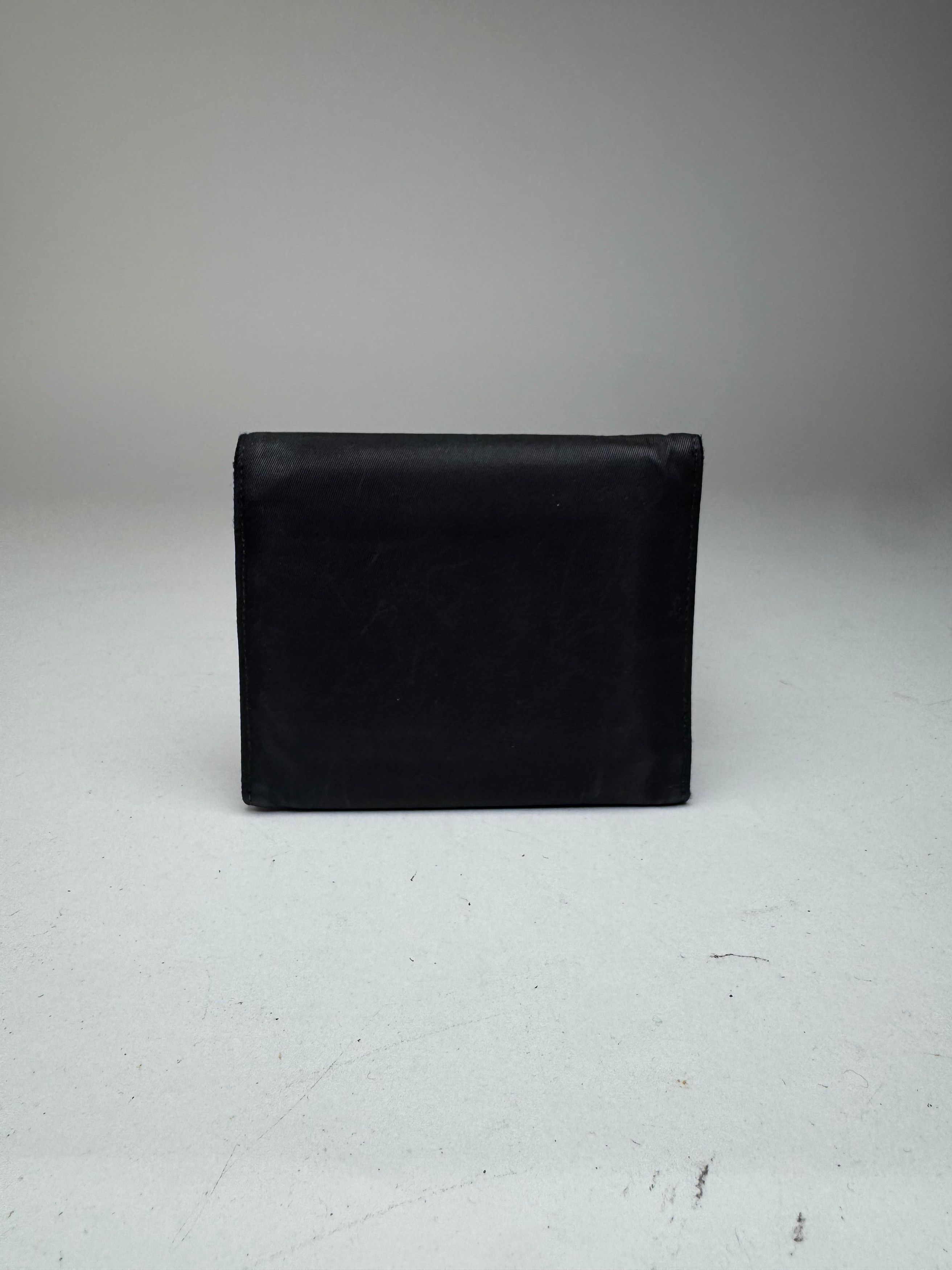 Prada Vintage Triangle Polyester leather wallet black Size ONE SIZE - 2 Thumbnail