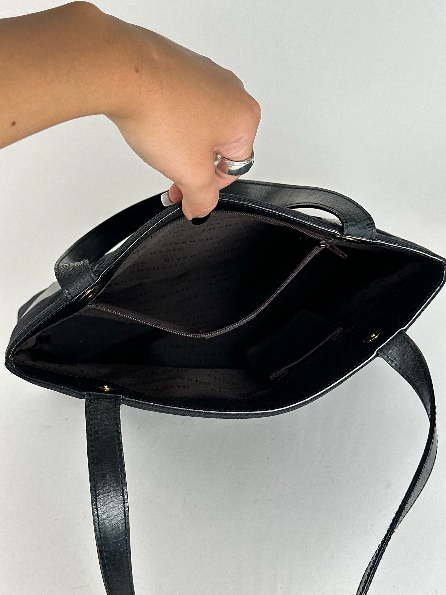 Givenchy Vintage Leather bag black Size ONE SIZE - 7 Thumbnail