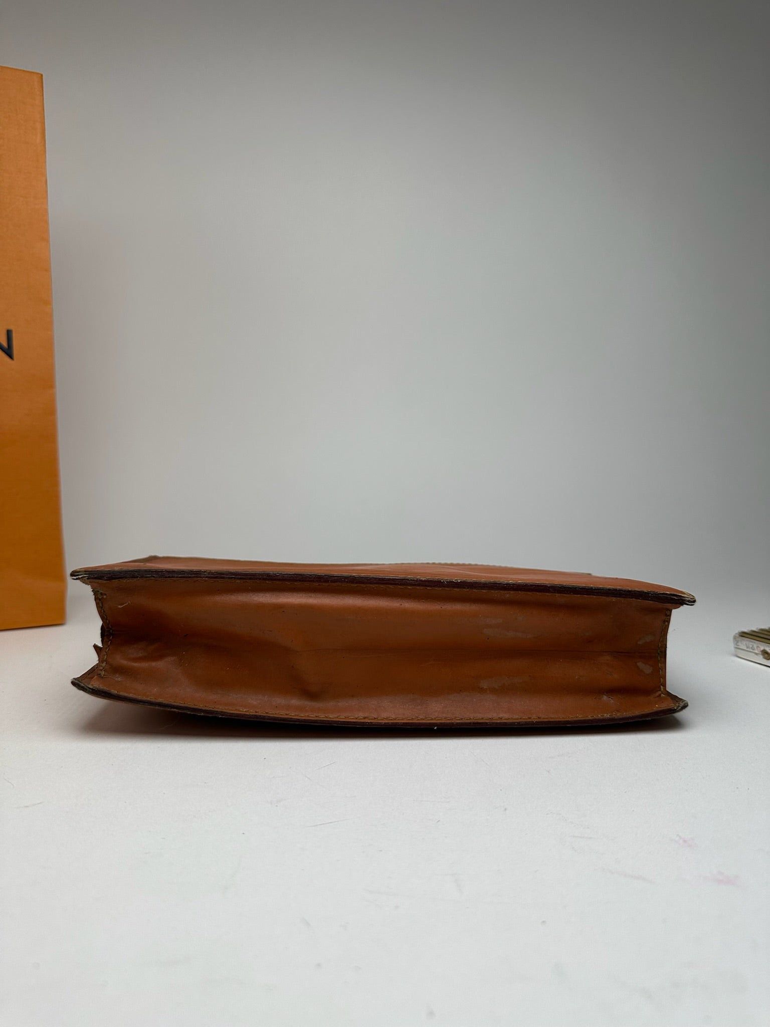 Louis Vuitton Vintage EPI Leather clutch brown Size ONE SIZE - 11 Thumbnail