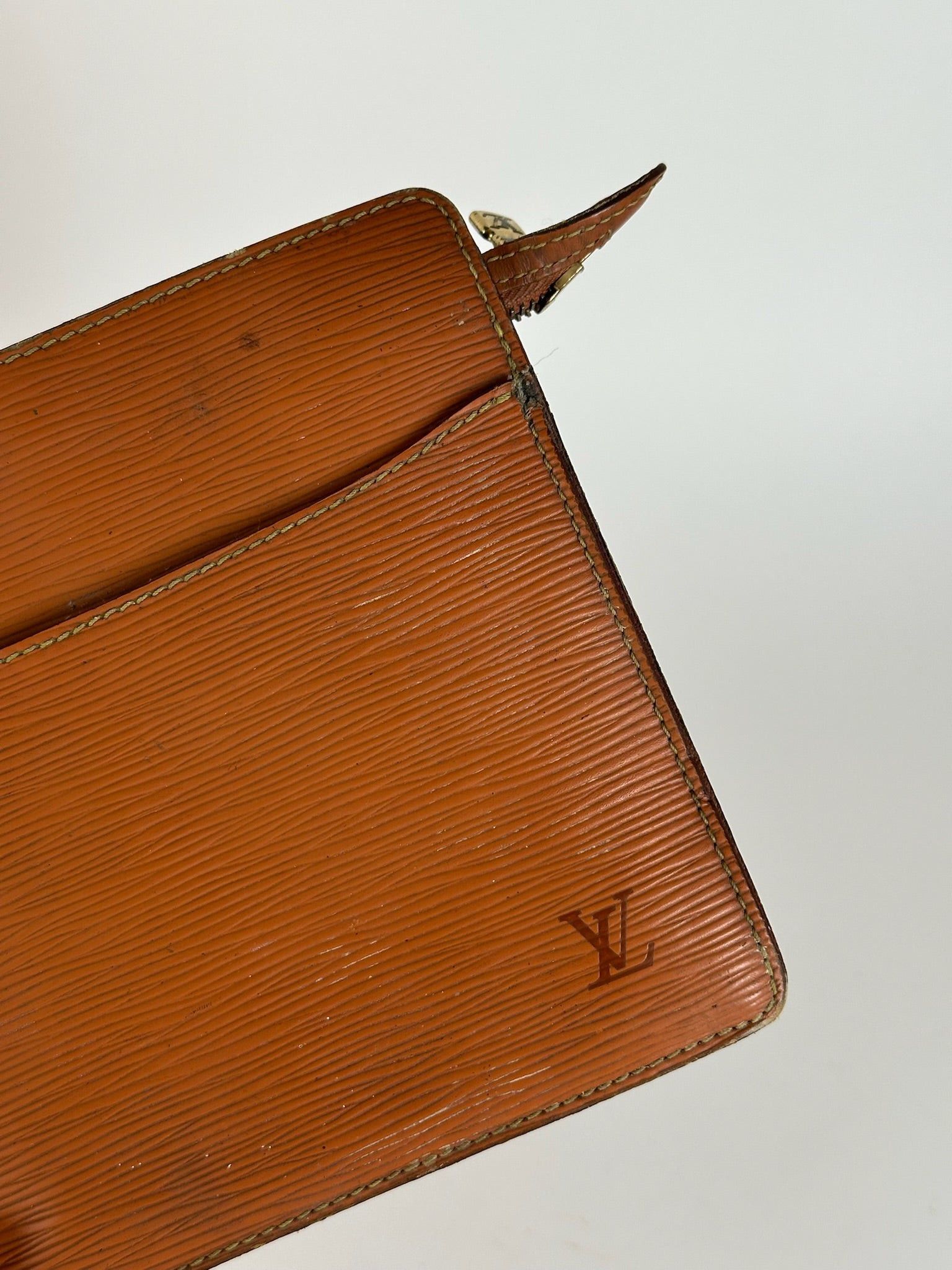 Louis Vuitton Vintage EPI Leather clutch brown Size ONE SIZE - 4 Thumbnail