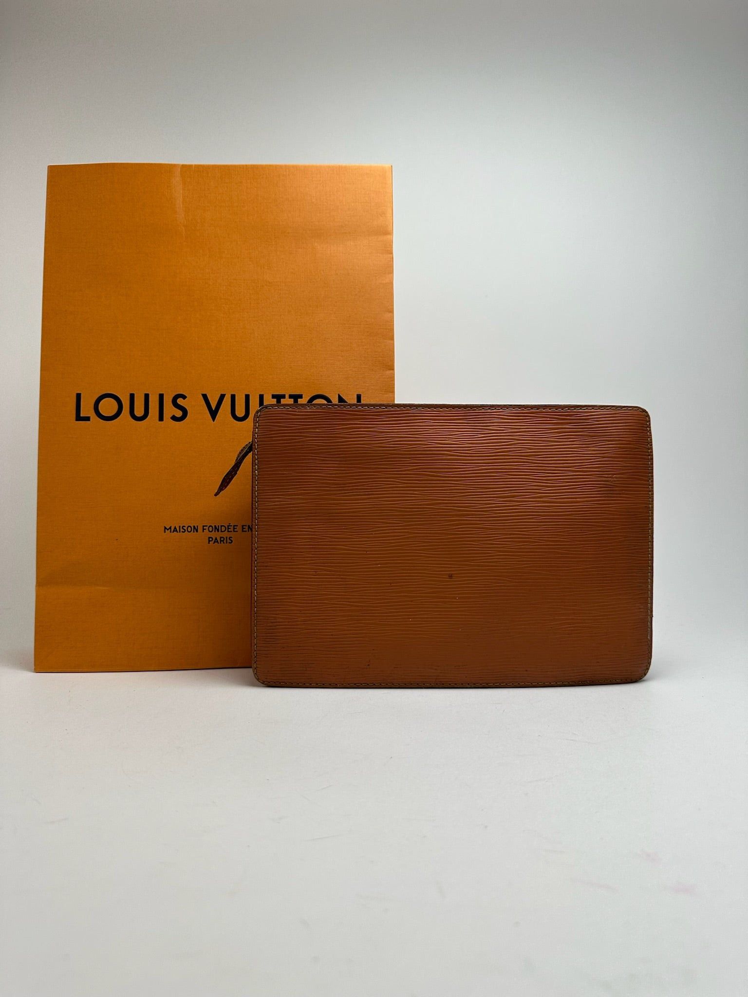 Louis Vuitton Vintage EPI Leather clutch brown Size ONE SIZE - 2 Thumbnail