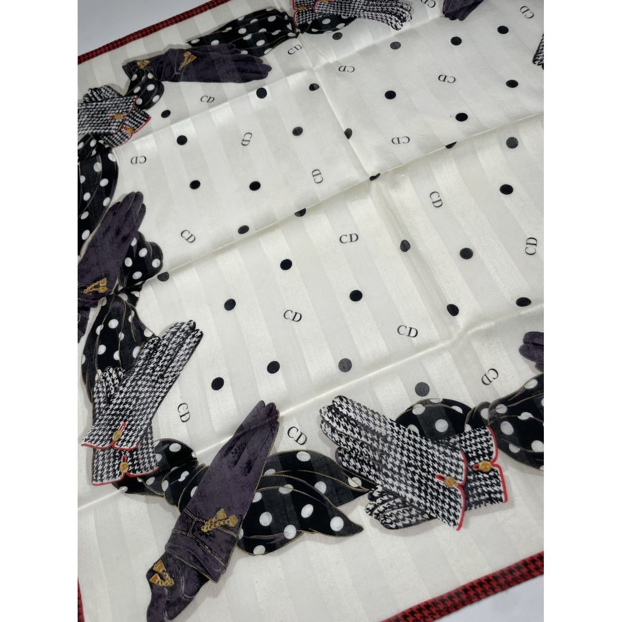 Dior White Silk Scarf Size ONE SIZE - 3 Thumbnail