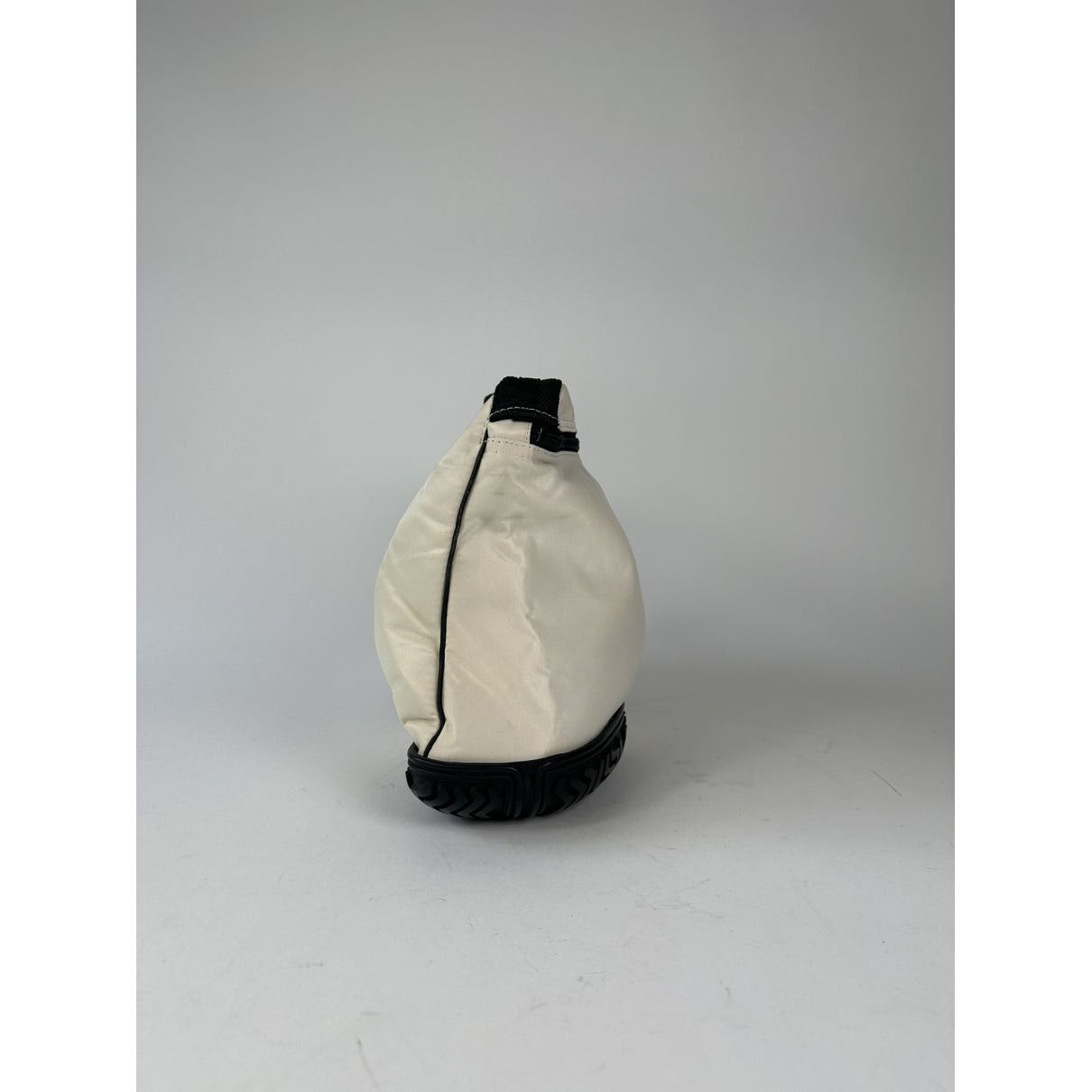 Issey Miyake White Plastic Handbag Size ONE SIZE - 2 Thumbnail