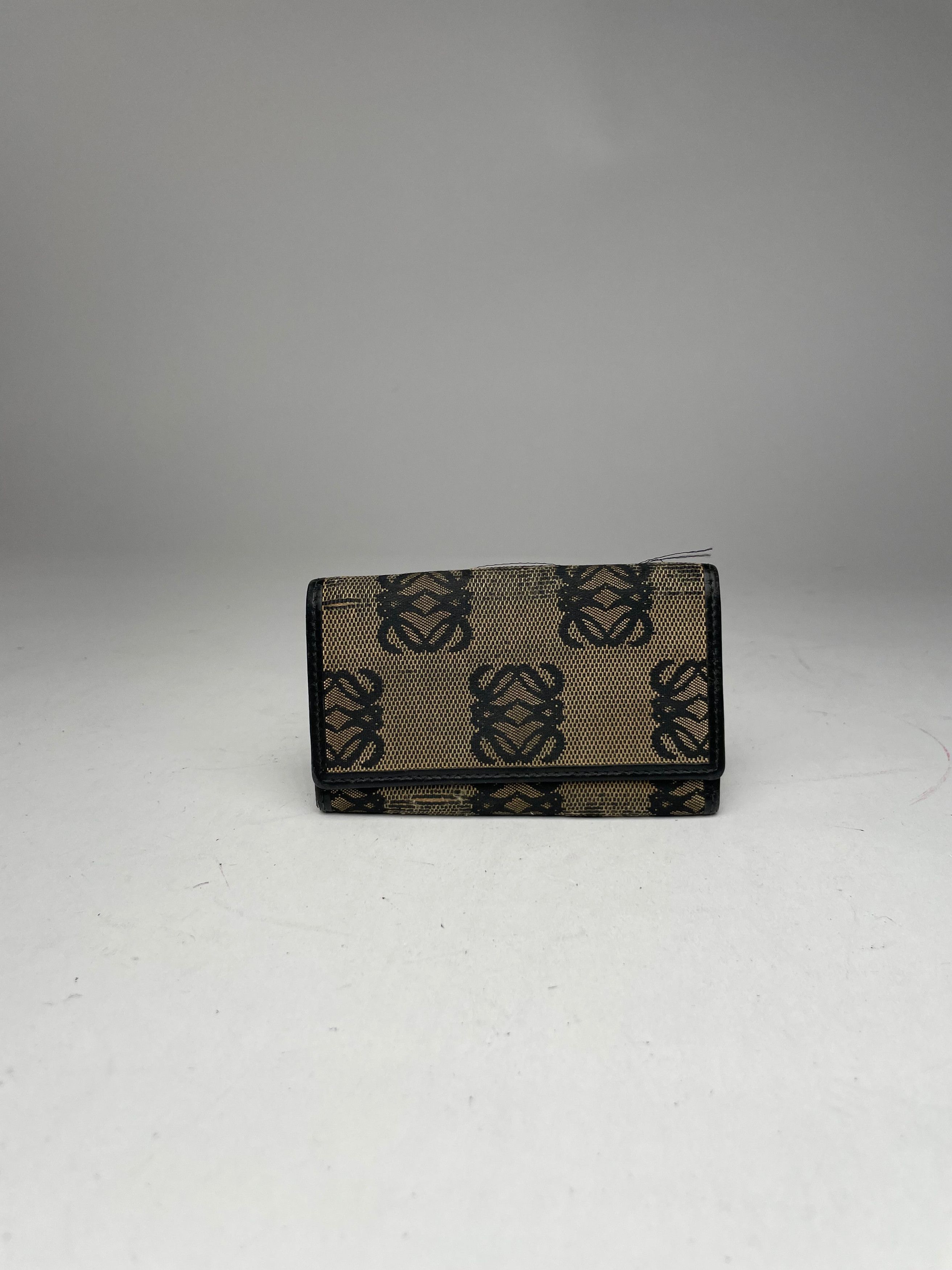 Loewe Vintage Madrid Monogram Key Holder Size ONE SIZE - 13 Thumbnail