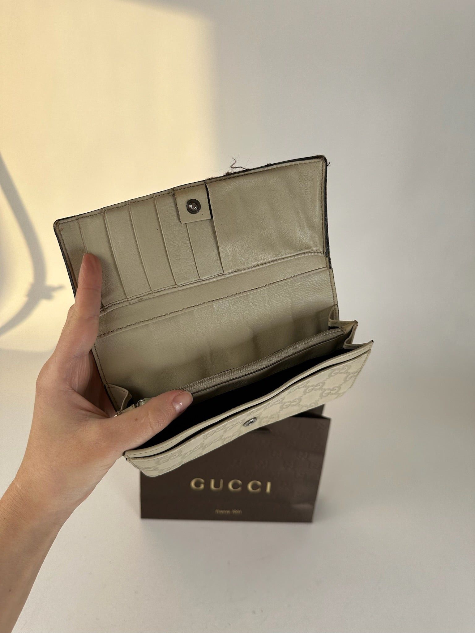 Gucci Vintage Monogramm Leather wallet white Size ONE SIZE - 5 Thumbnail