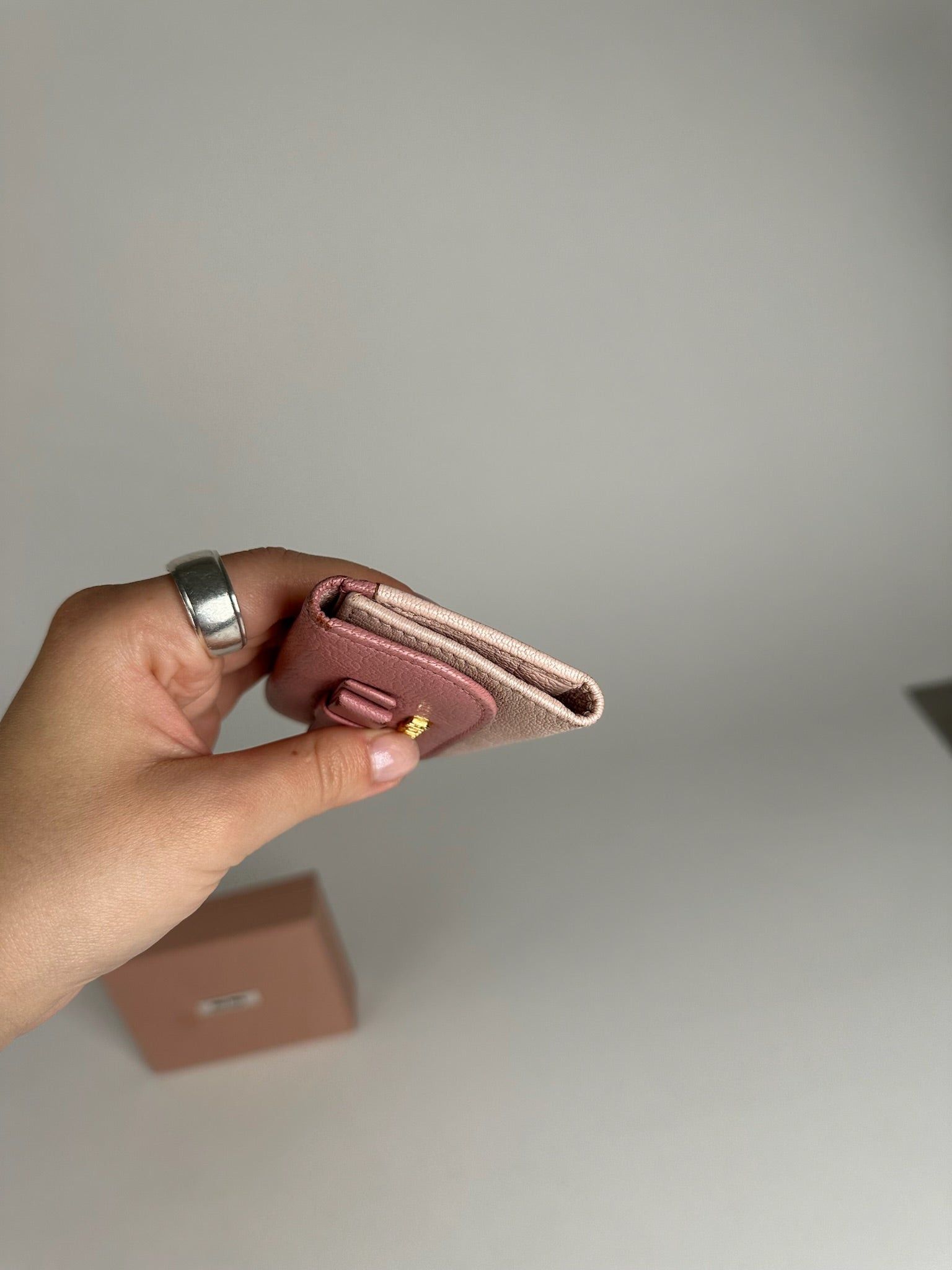 Miu Miu Vintage Leather Key Holder Pink Size ONE SIZE - 4 Thumbnail