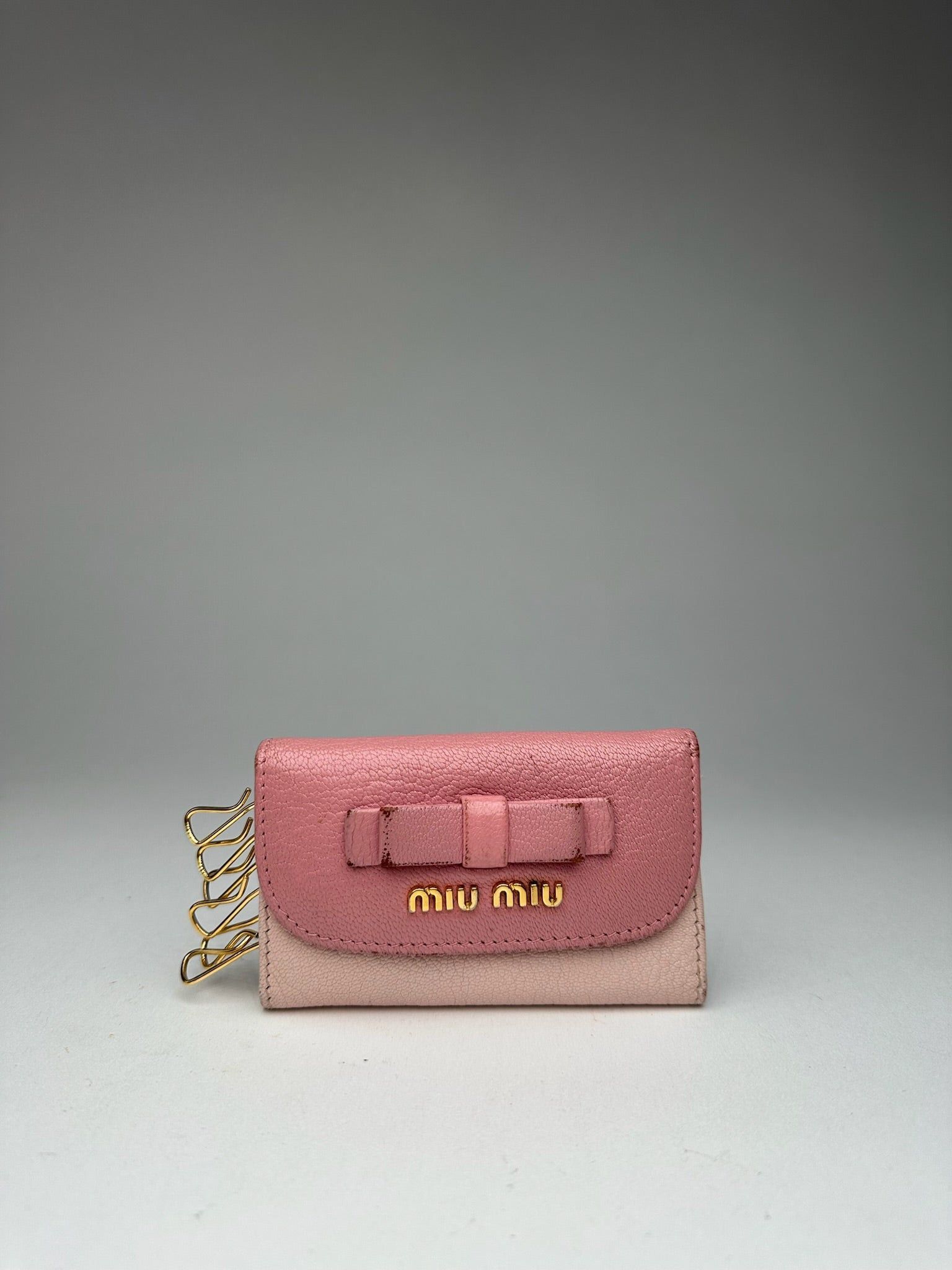 Miu Miu Vintage Leather Key Holder Pink Size ONE SIZE - 14 Thumbnail