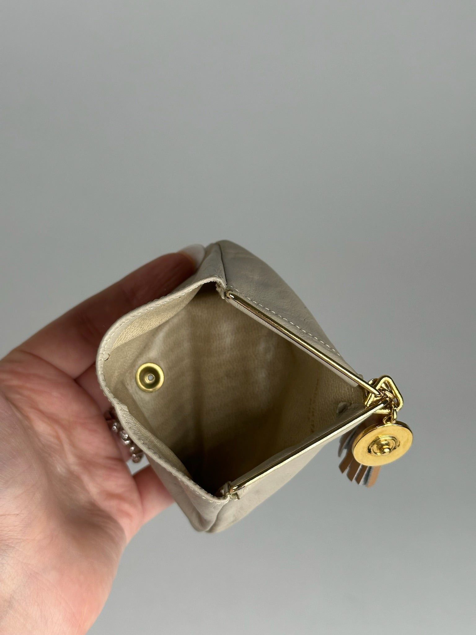 Celine Vintage Leather Card Holder Beige Size ONE SIZE - 3 Thumbnail