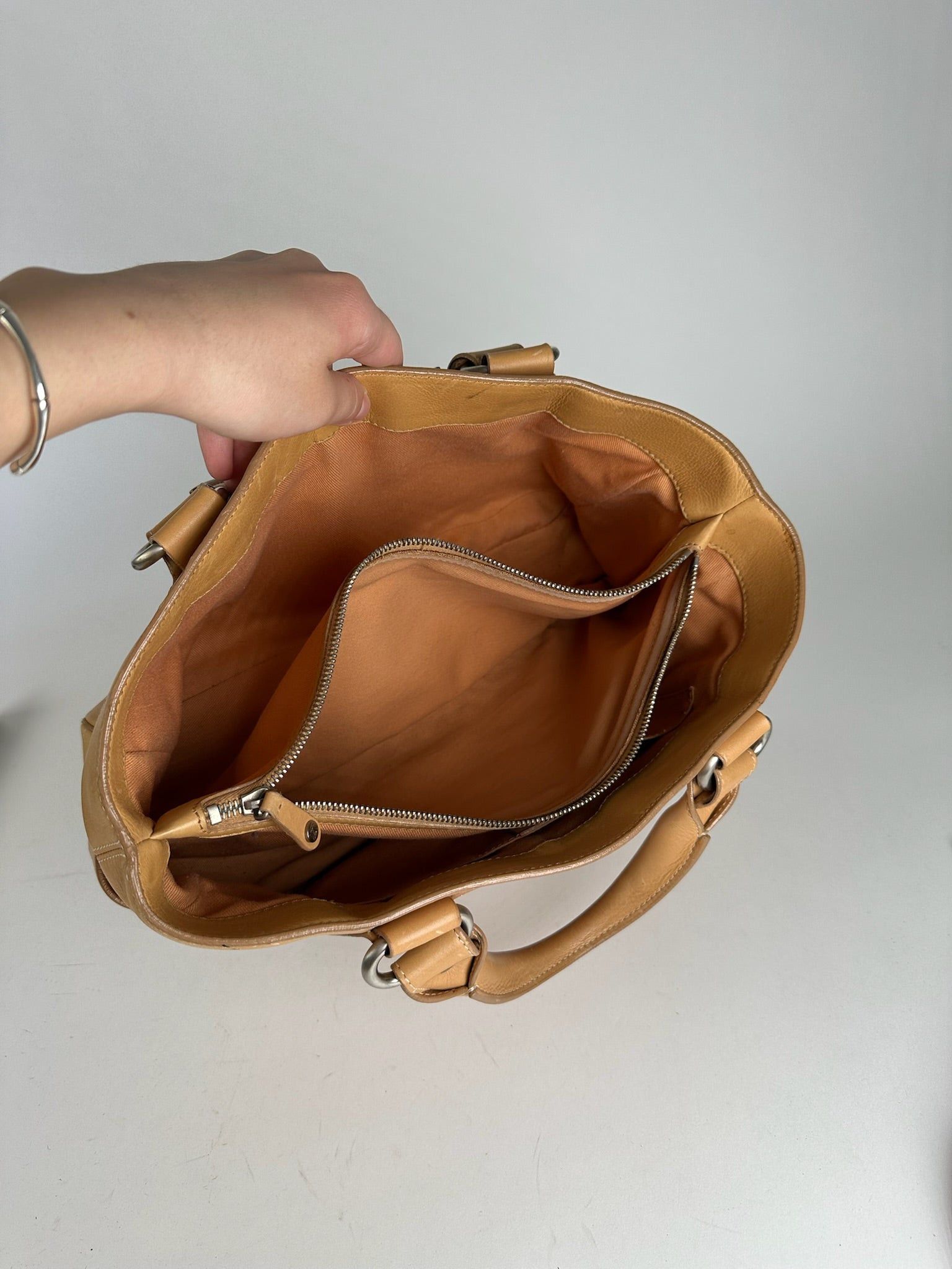 Celine Vintage Paris Leather Handbag beige Size ONE SIZE - 8 Thumbnail