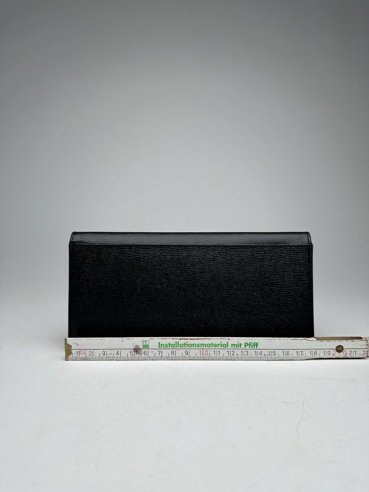 Givenchy Vintage Leather ID Holder black Size ONE SIZE - 9 Thumbnail