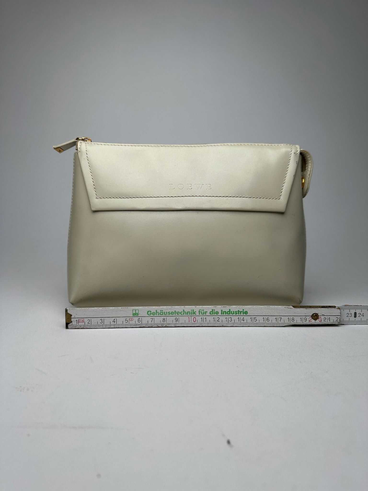 Vintage Madrid Leather clutch white