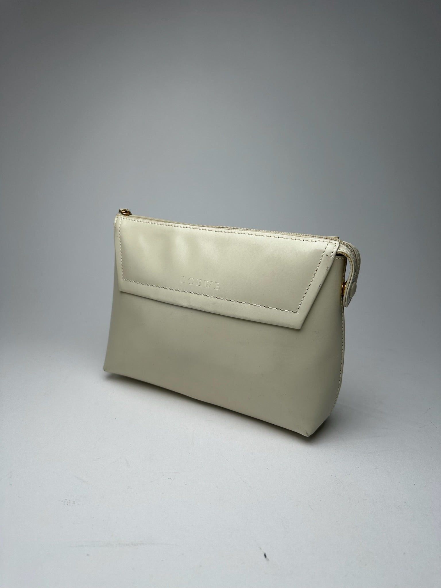 Vintage Madrid Leather clutch white