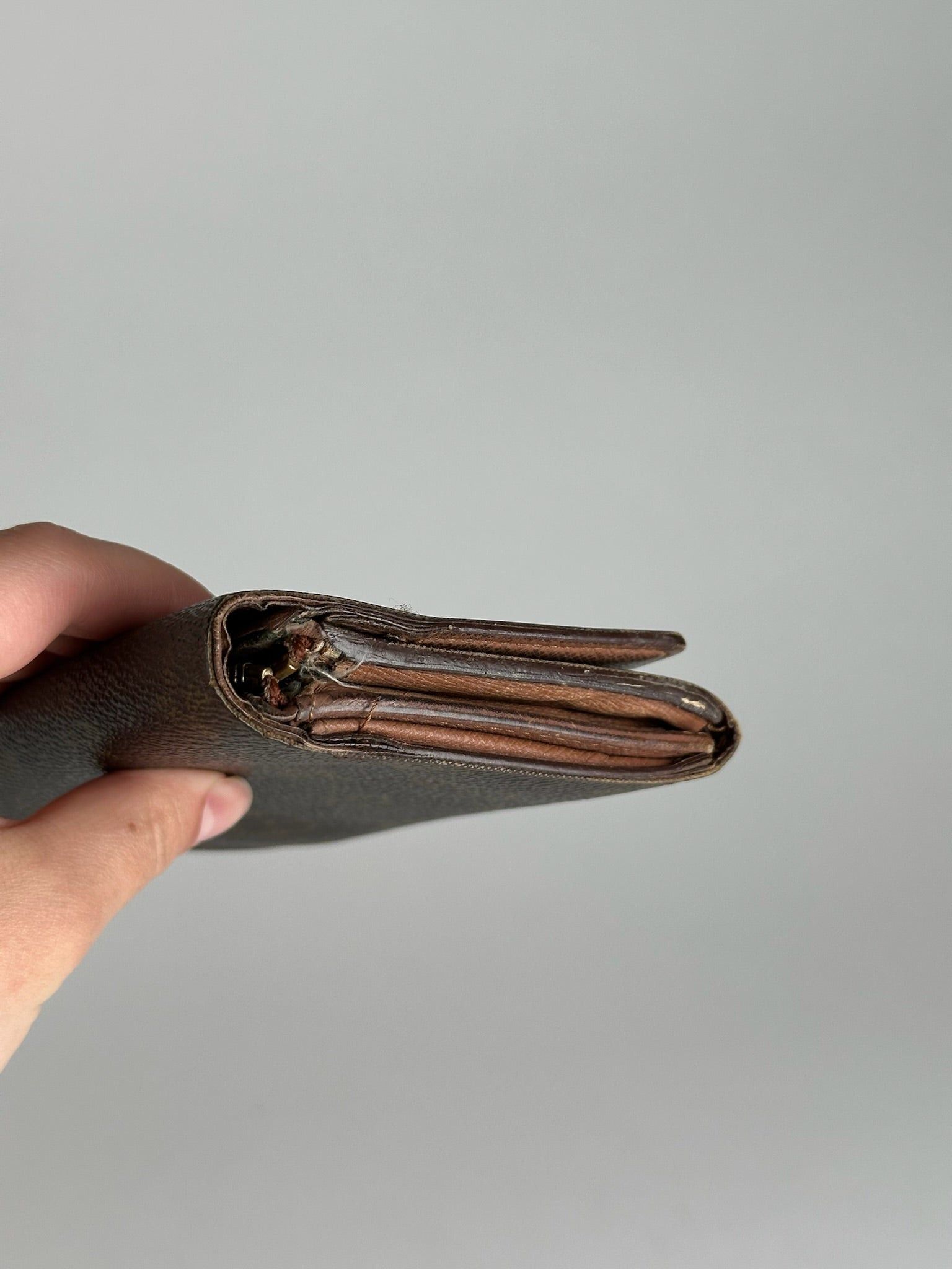 Louis Vuitton Vintage Leather monogram Wallet brown Size ONE SIZE - 9 Thumbnail