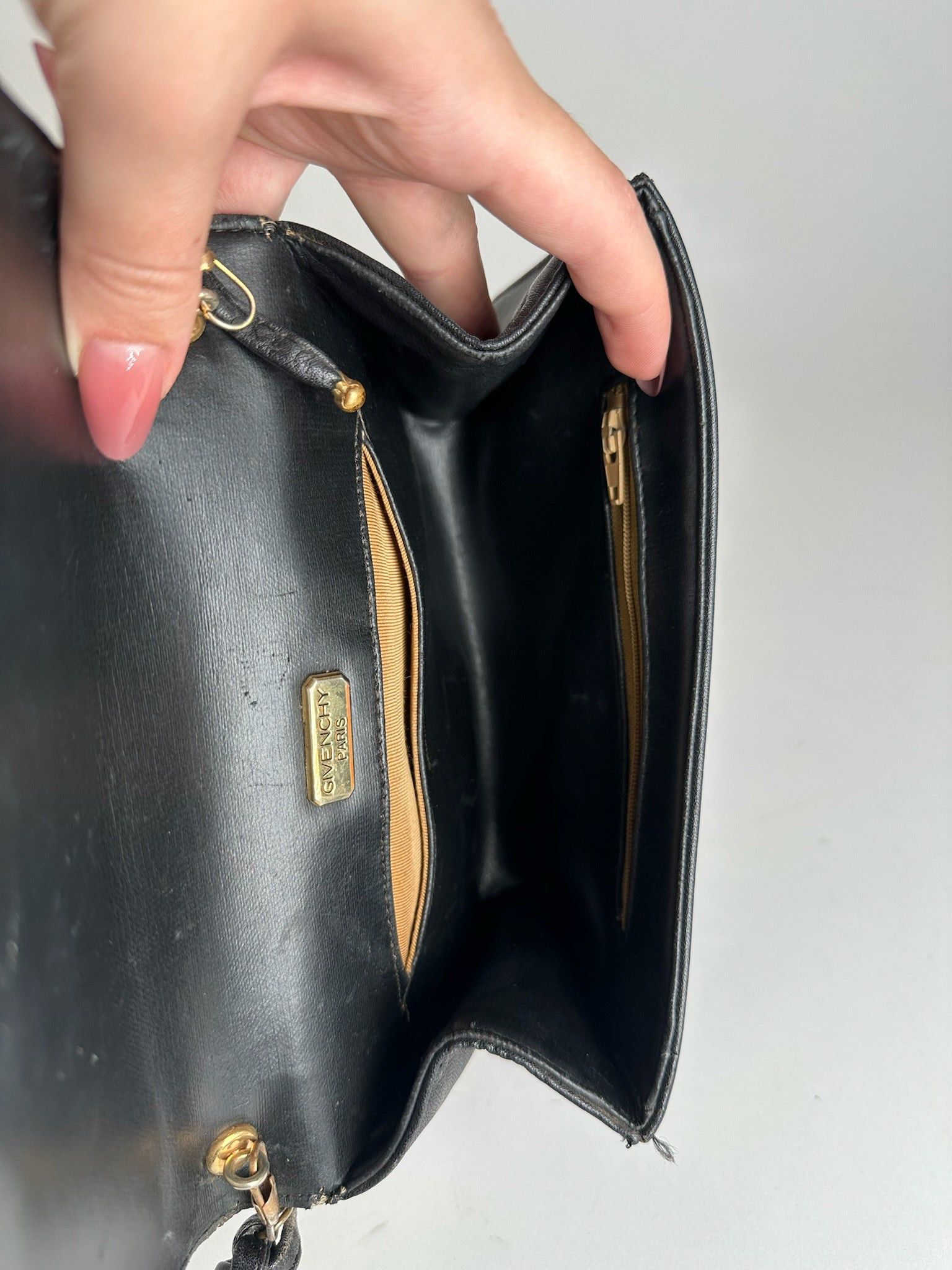 Givenchy Vintage 4G leather bag black Size ONE SIZE - 7 Thumbnail