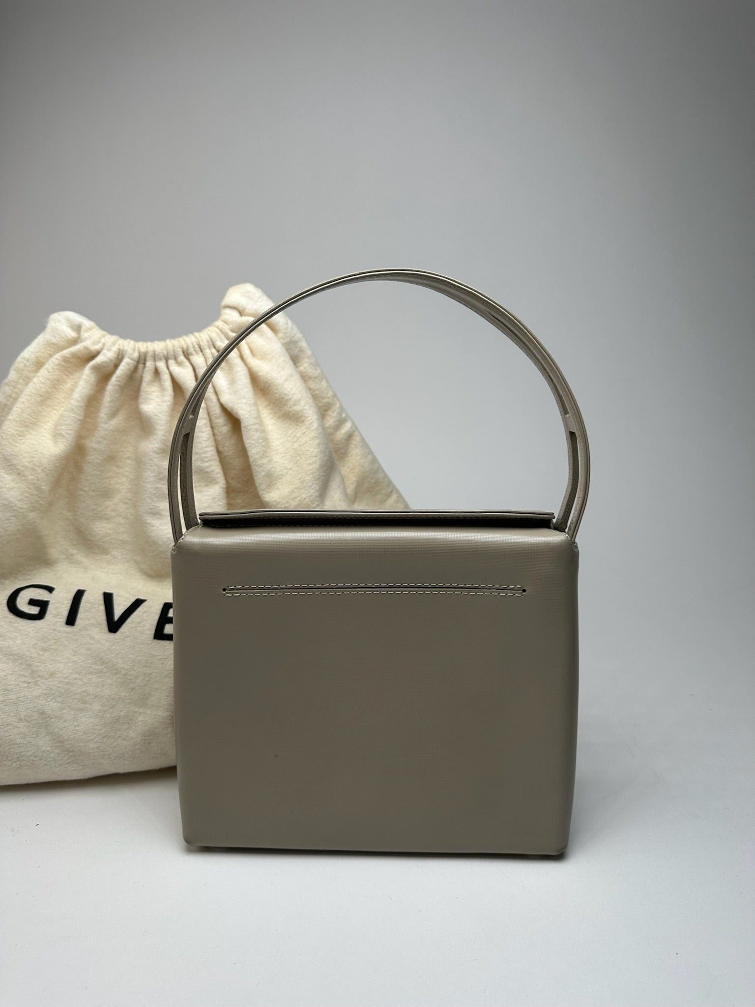 Givenchy Vintage 4G leather bag Rey Size ONE SIZE - 3 Thumbnail