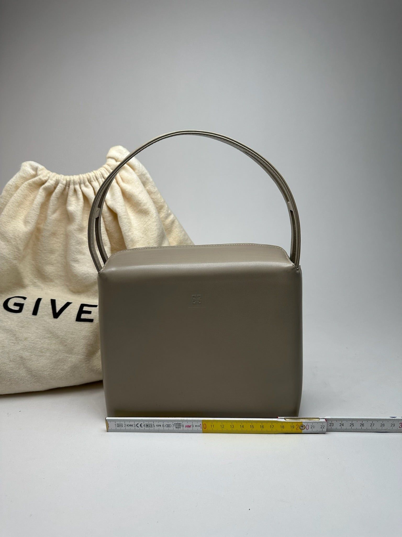 Givenchy Vintage 4G leather bag Rey Size ONE SIZE - 14 Thumbnail
