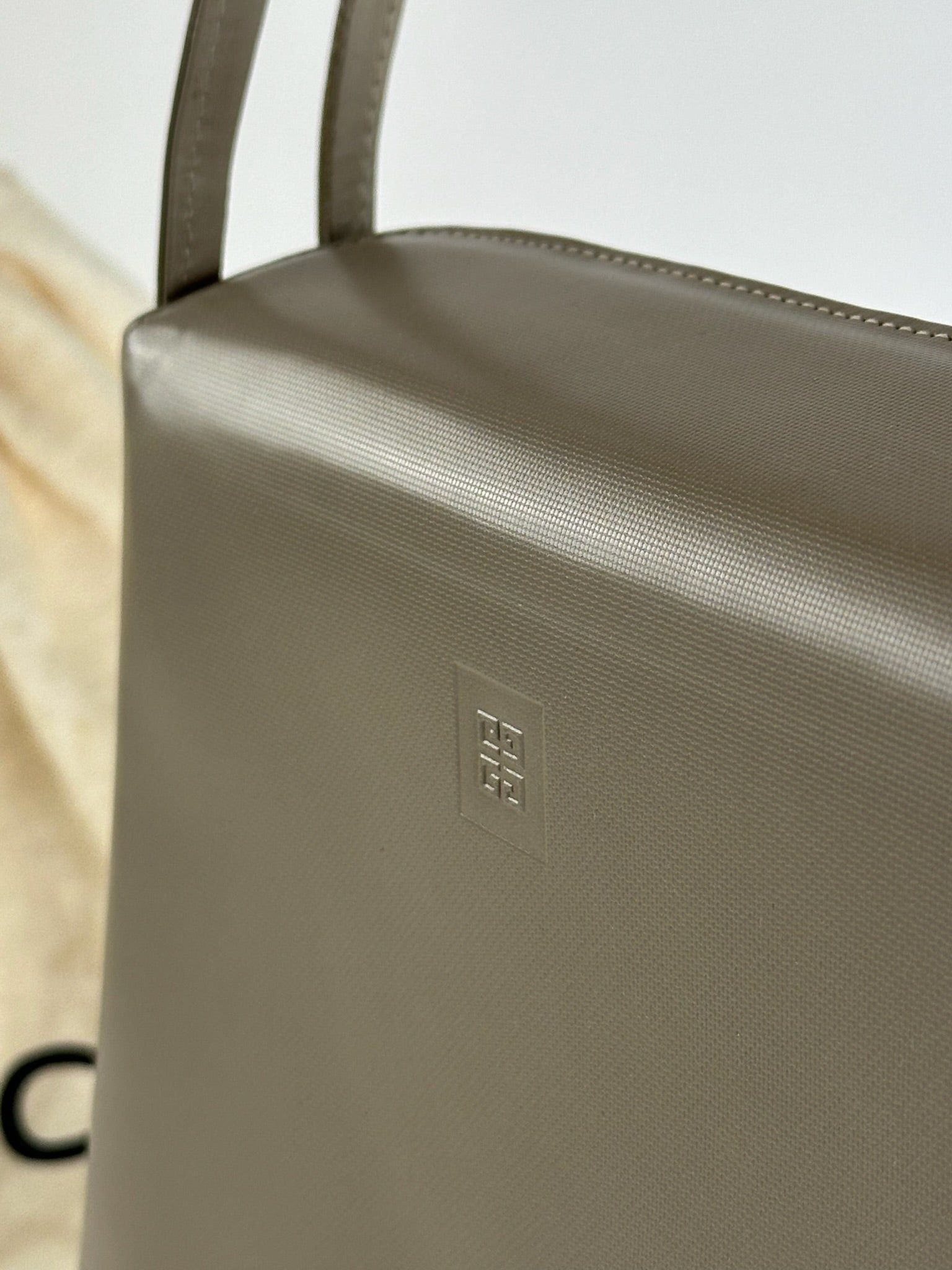 Givenchy Vintage 4G leather bag Rey Size ONE SIZE - 9 Thumbnail