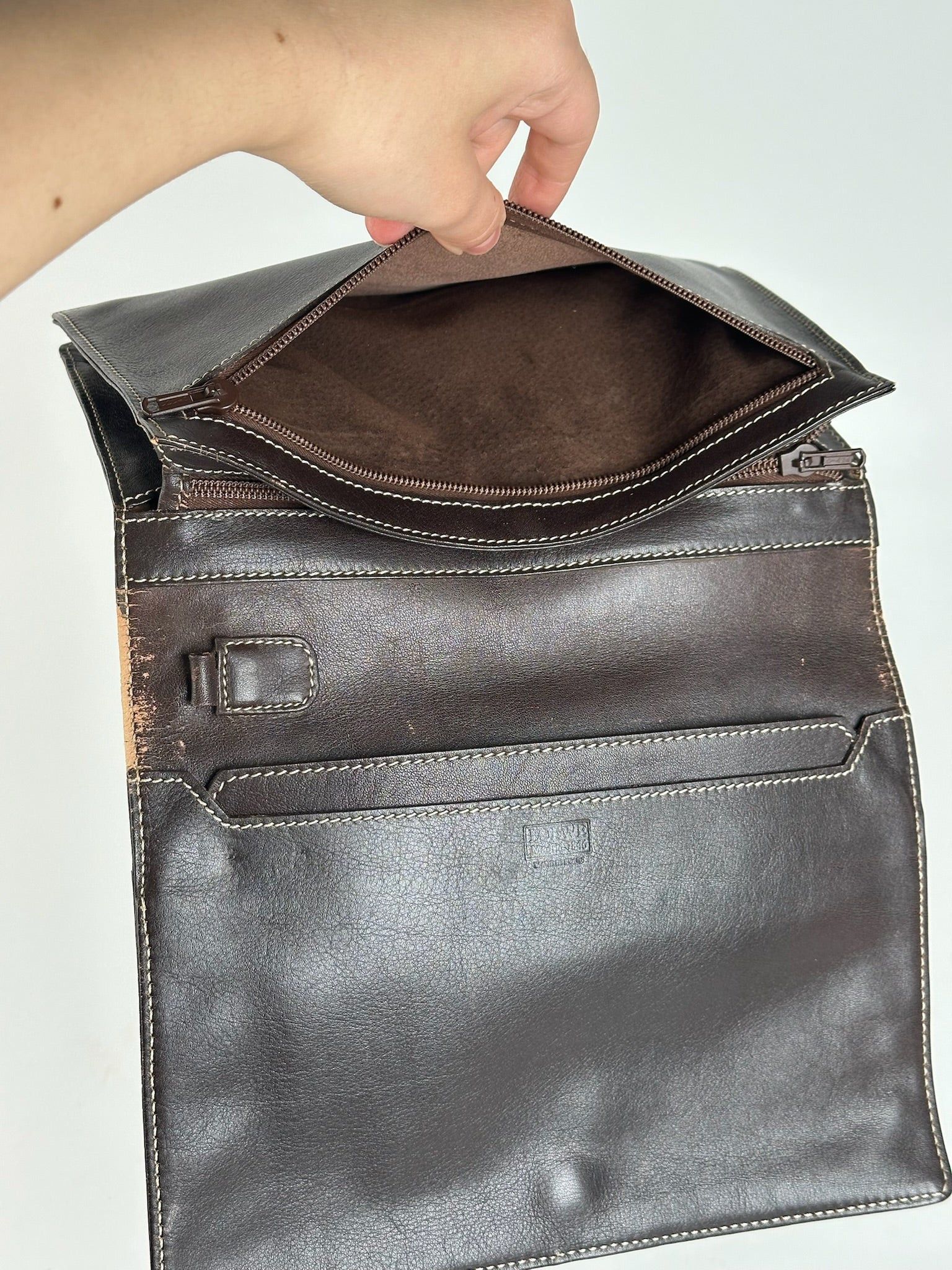Loewe Vintage Madrid Leather clutch brown Size ONE SIZE - 11 Thumbnail