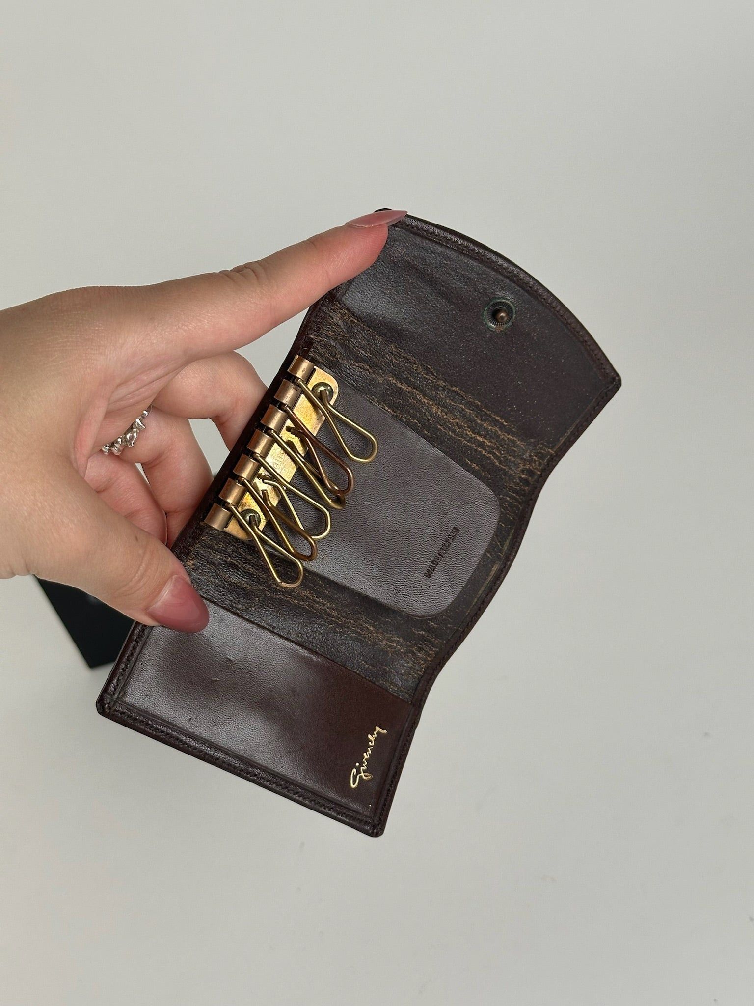 Givenchy Vintage Leather Key Holder Brown Size ONE SIZE - 8 Thumbnail