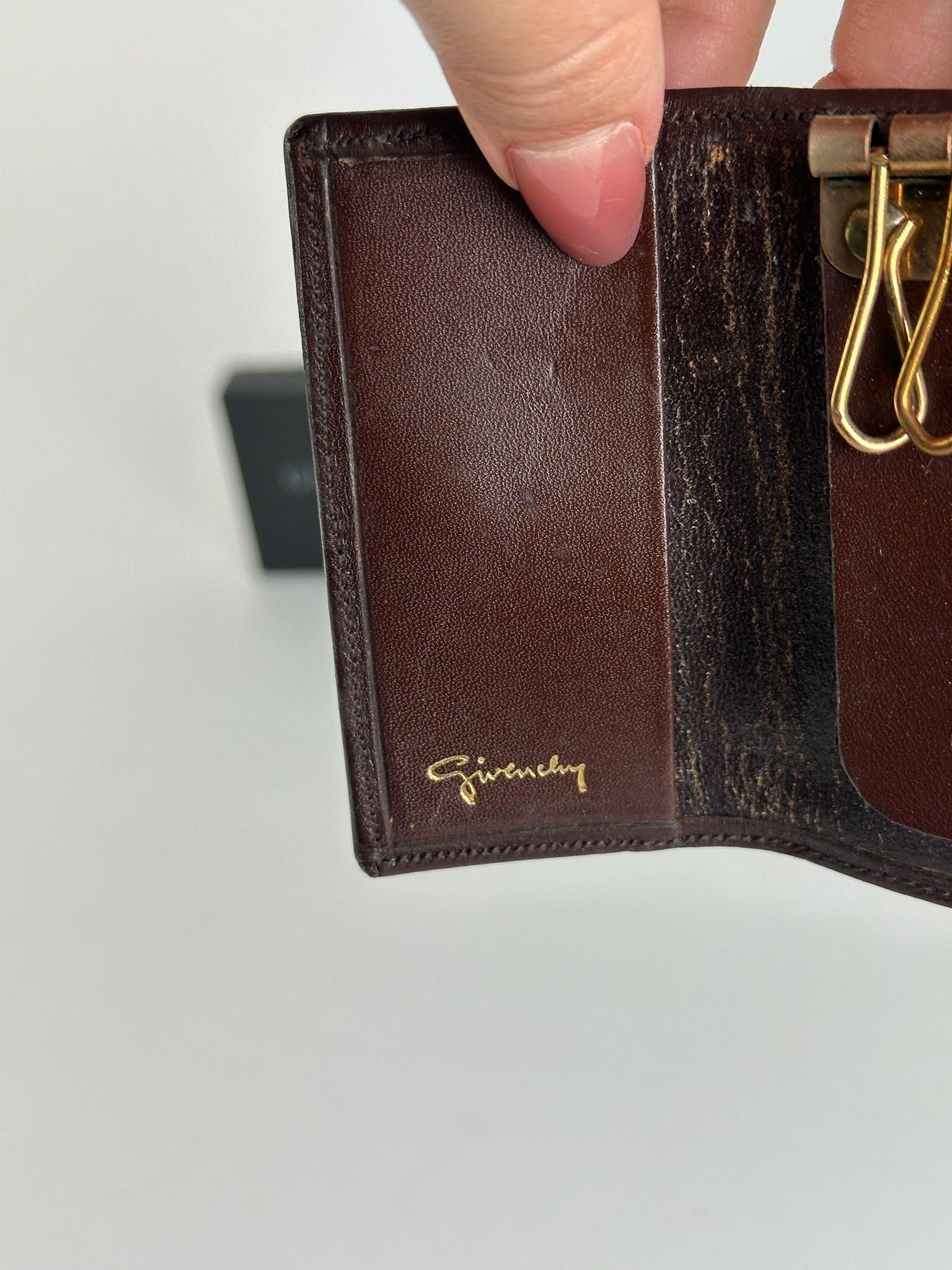 Givenchy Vintage Leather Key Holder Brown Size ONE SIZE - 7 Thumbnail