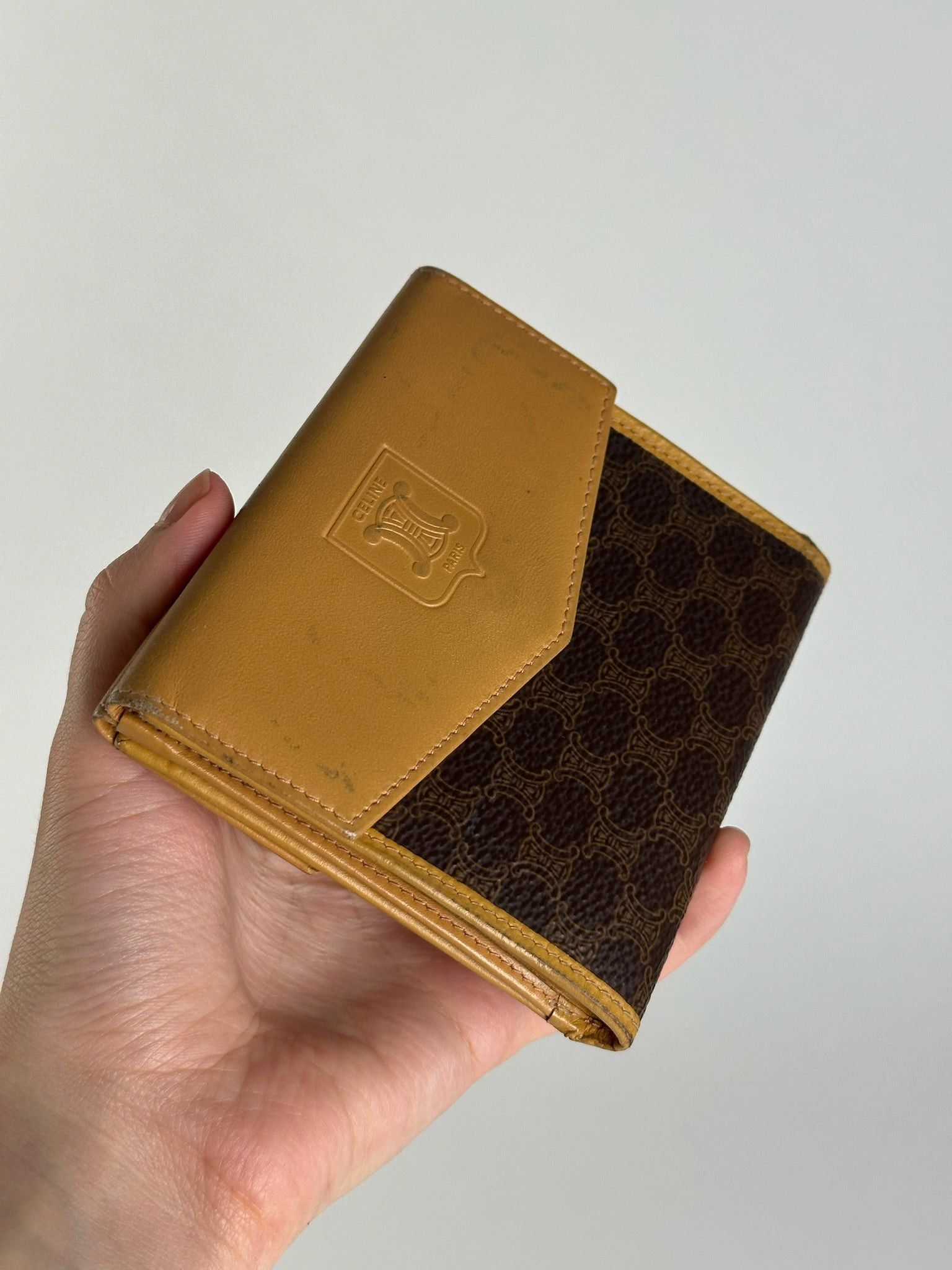 Celine Vintage Paris Leather Wallet yellow Brown Size ONE SIZE - 9 Thumbnail