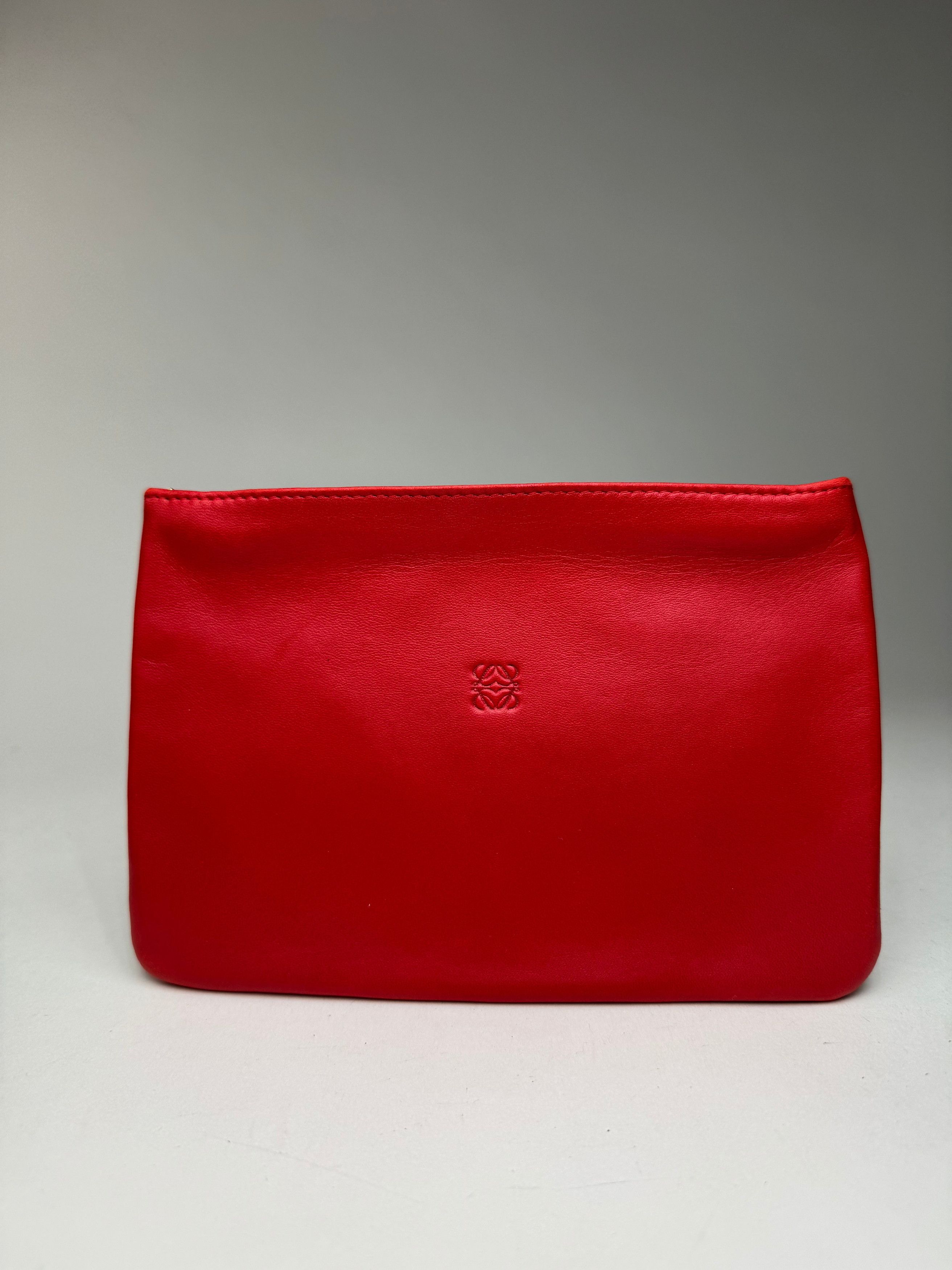 Loewe Vintage Anagram Leather Clutch Red Size ONE SIZE - 11 Thumbnail