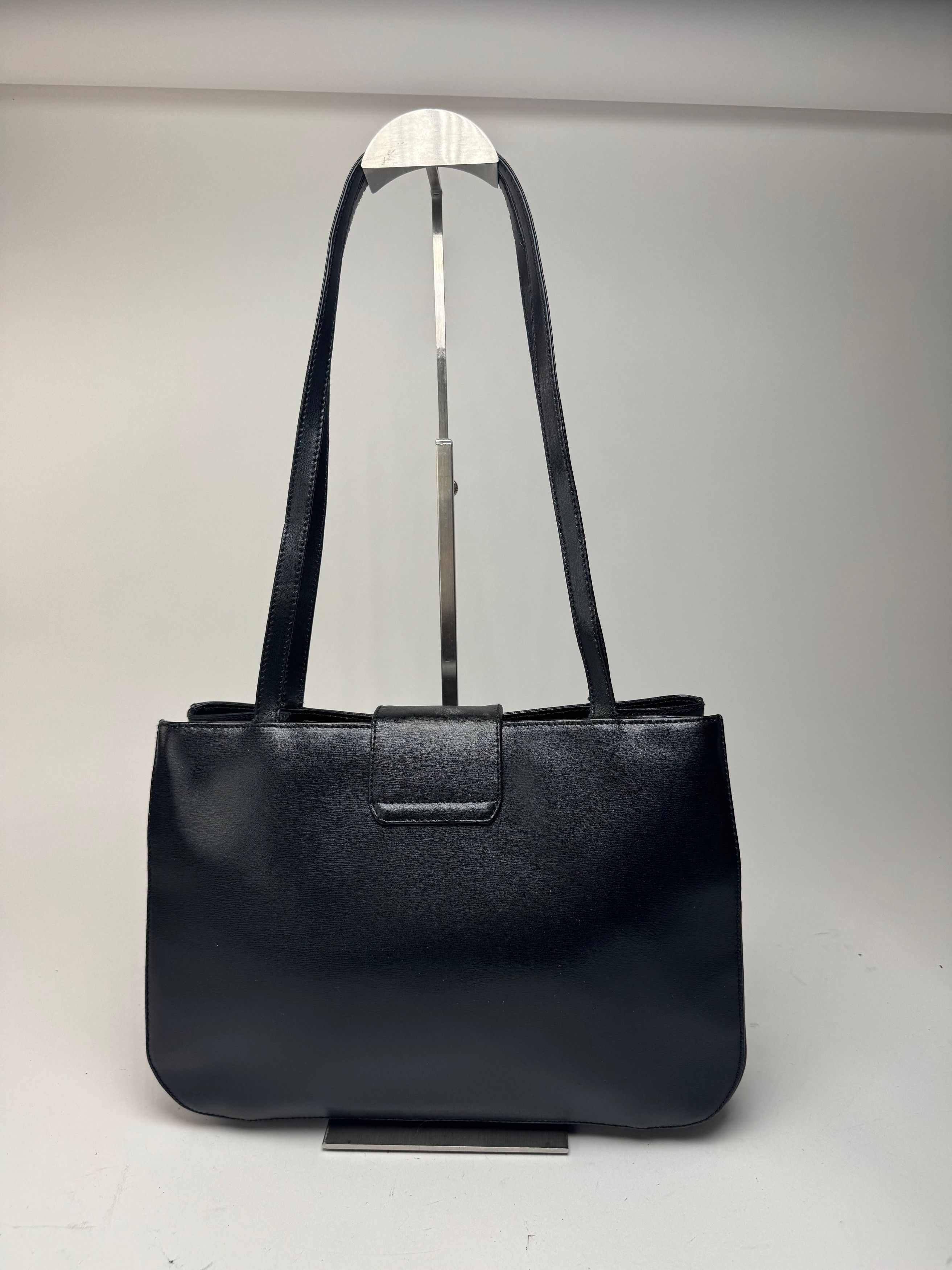 Givenchy Vintage Leather Bag Black Size ONE SIZE - 15 Thumbnail