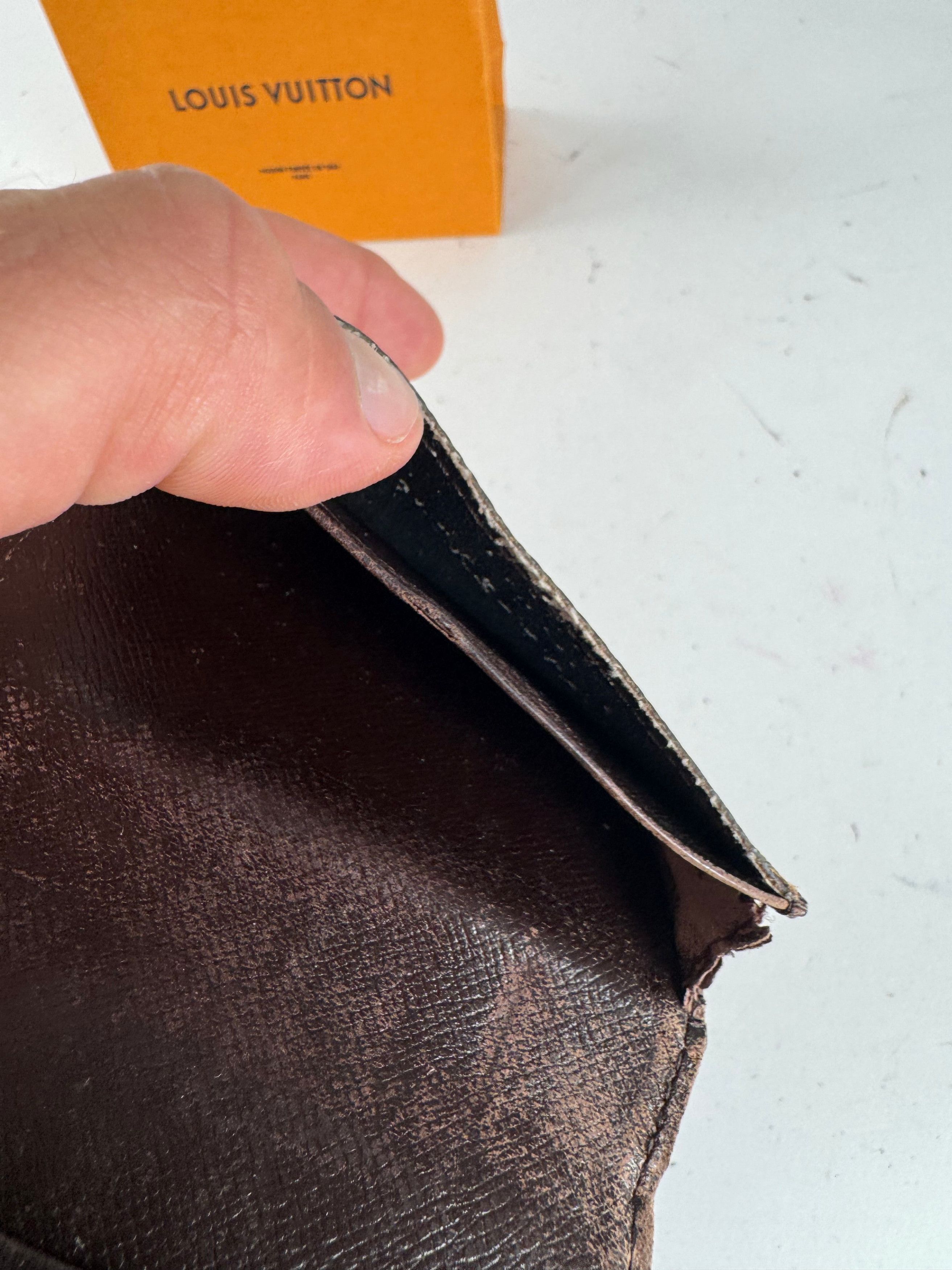 Louis Vuitton Vintage Gucci Damier Monogramm Leather Card Holder Brown Size ONE SIZE - 9 Thumbnail