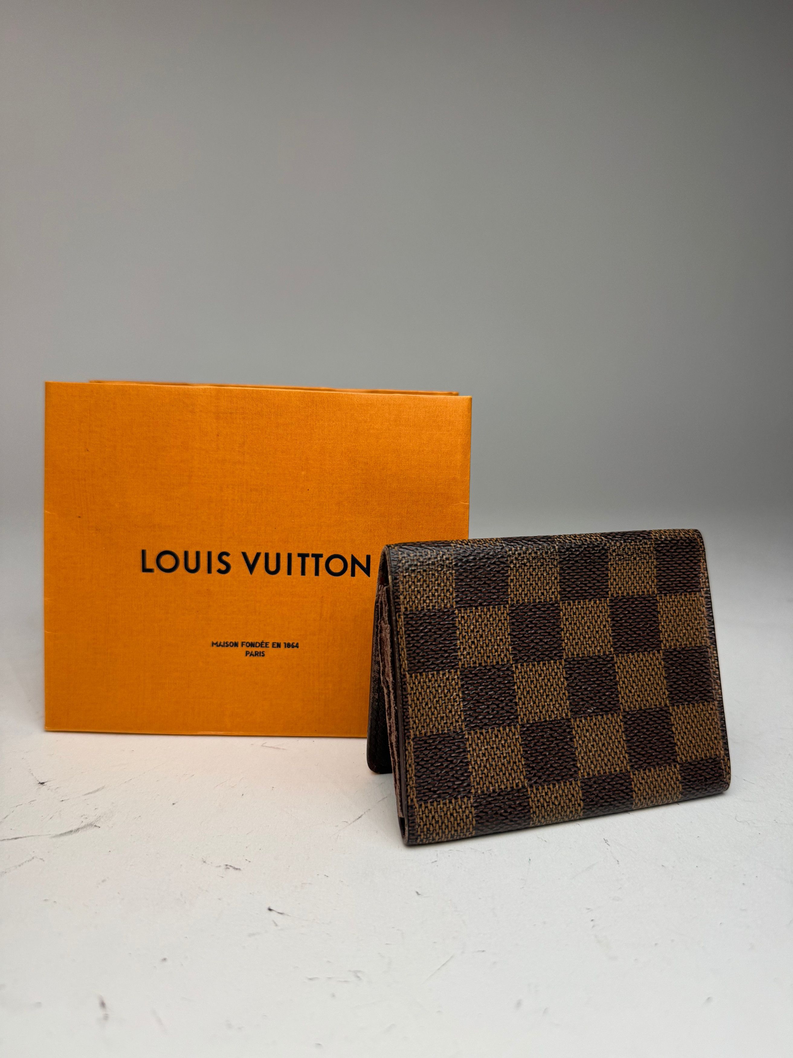 Louis Vuitton Vintage Gucci Damier Monogramm Leather Card Holder Brown Size ONE SIZE - 2 Thumbnail