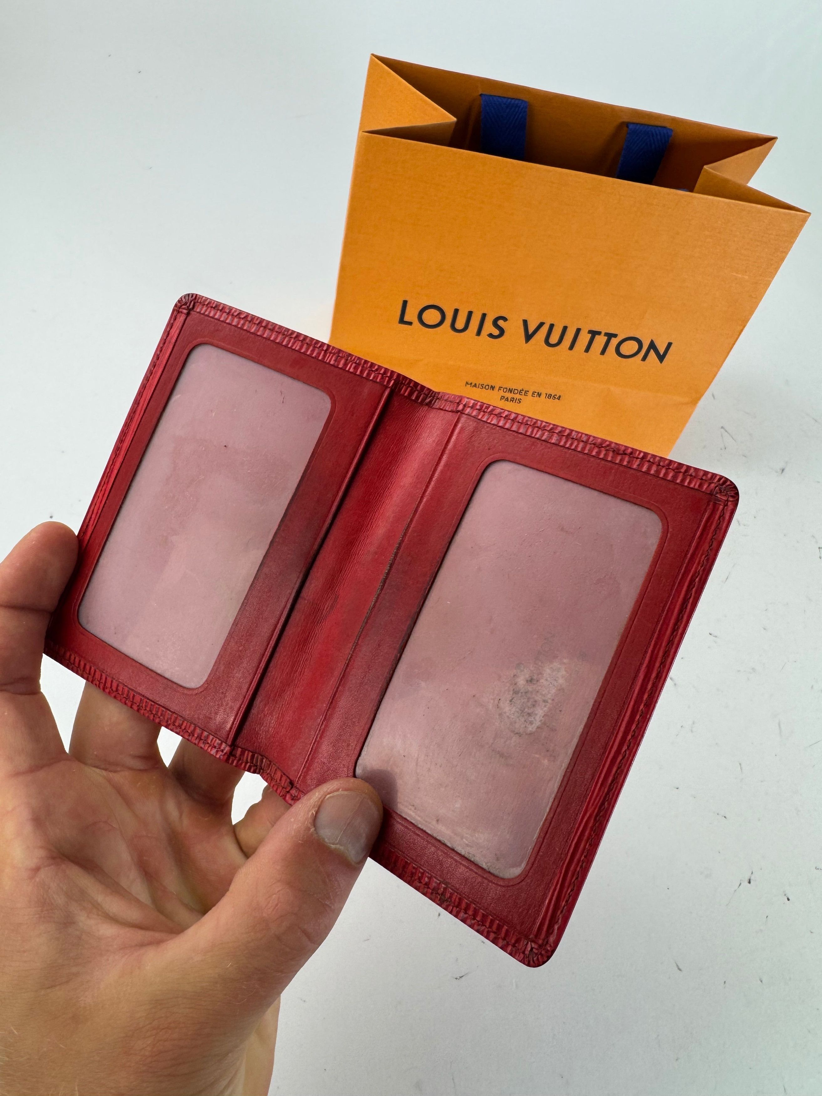 Louis Vuitton Vintage EPI Leather Card Holder red Size ONE SIZE - 5 Thumbnail