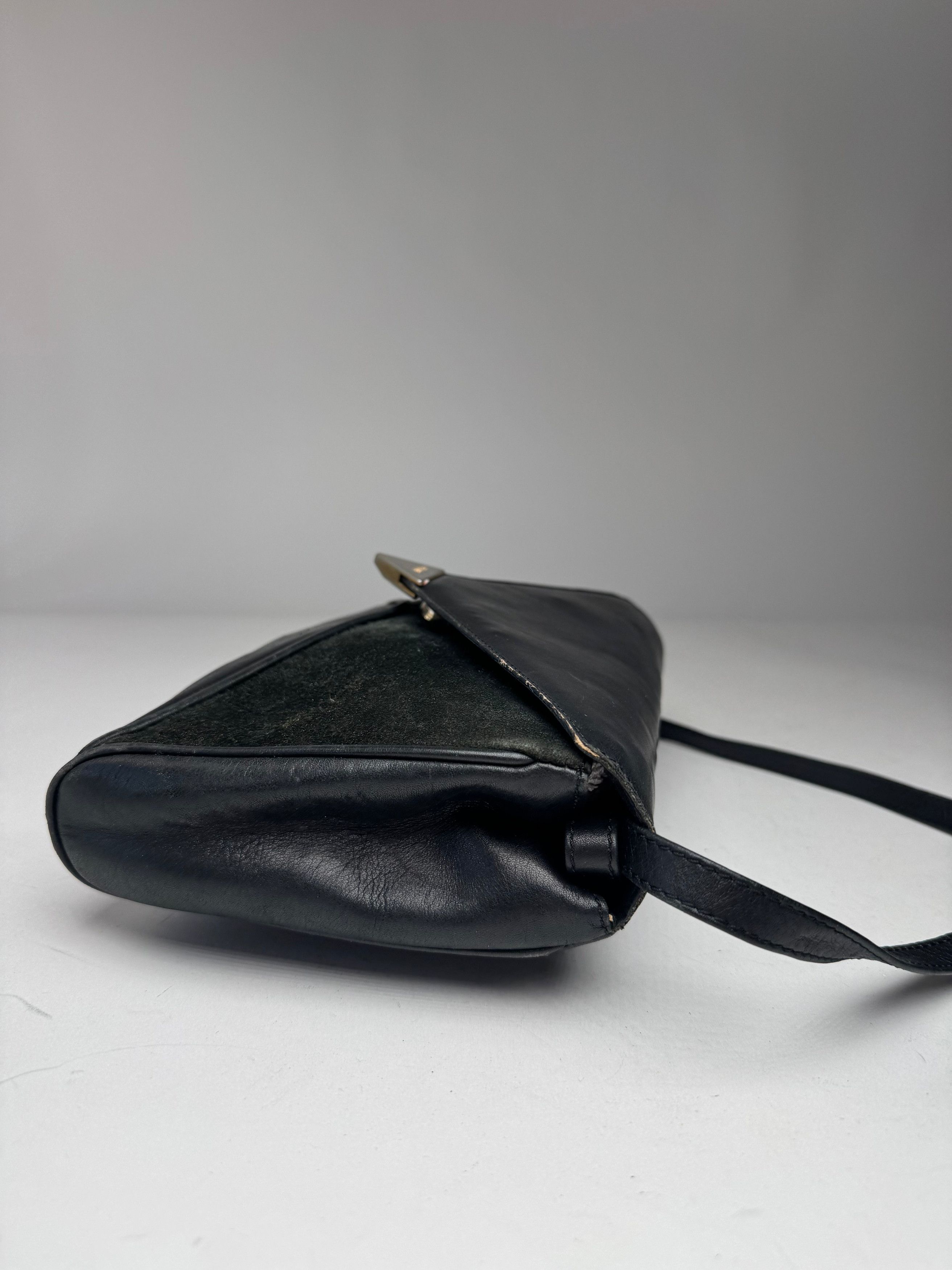 Celine Vintage Paris Triomphe Suede Leather Bag Marine Black Size ONE SIZE - 9 Thumbnail