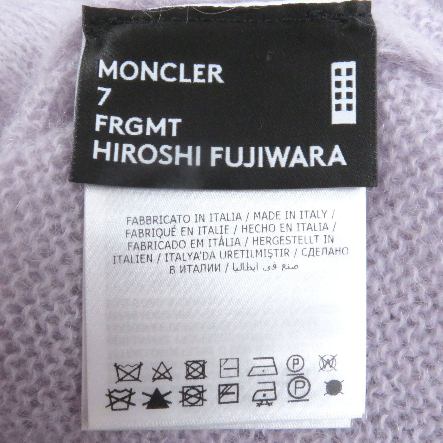 Moncler Moncler Moncler Genius 7 Fragment GIROCOLLO TRICOT Knitwear Others Tops DUTY FREE for USA Size ONE SIZE - 7 Thumbnail