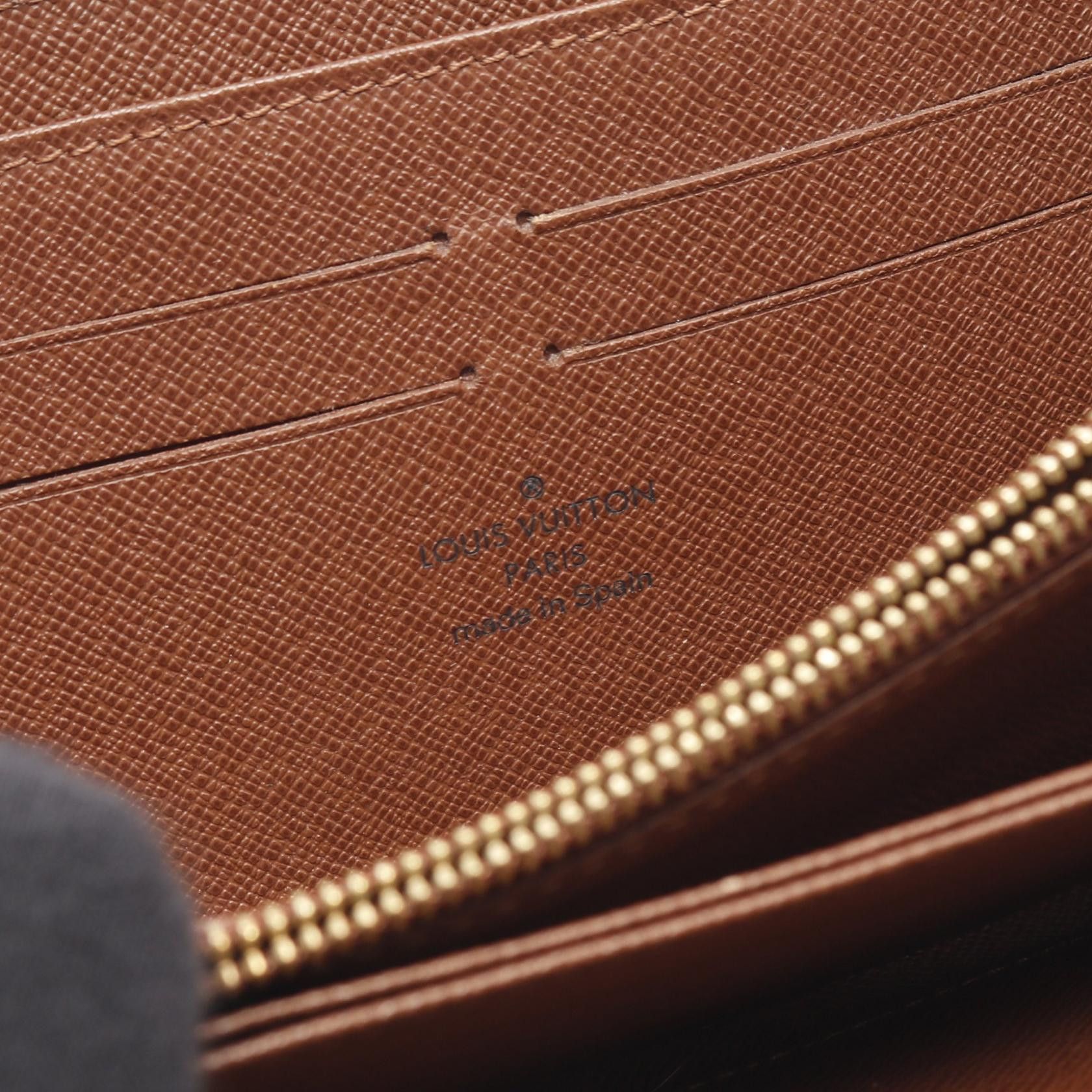 Louis Vuitton Louis Vuitton Louis Vuitton Zippy Wallet Monogram Long Wallet Canvas Long Wallet M93759 DUTY FREE for USA Size ONE SIZE - 4 Thumbnail