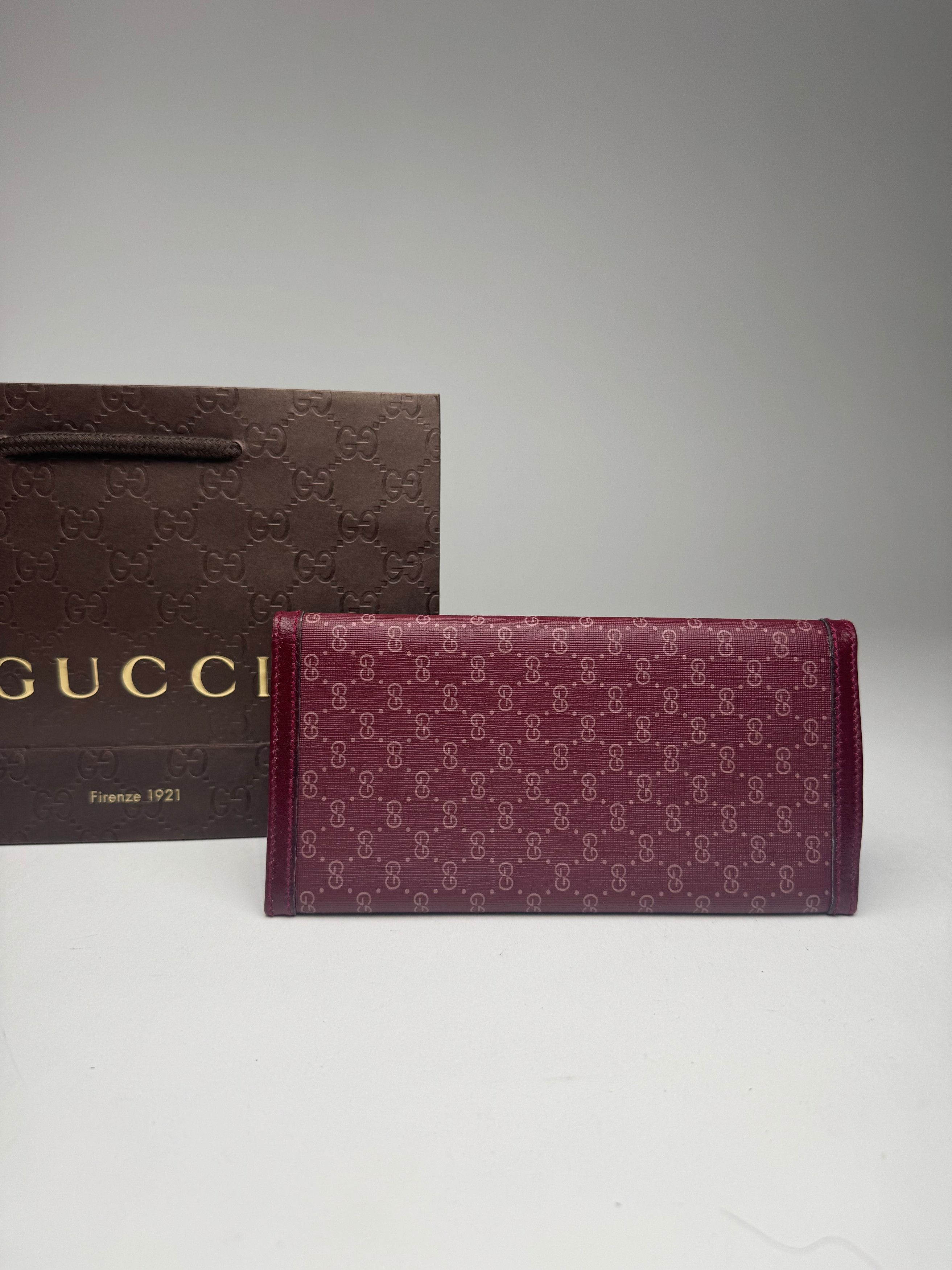 Gucci Vintage leather ID holder purple Size ONE SIZE - 2 Thumbnail