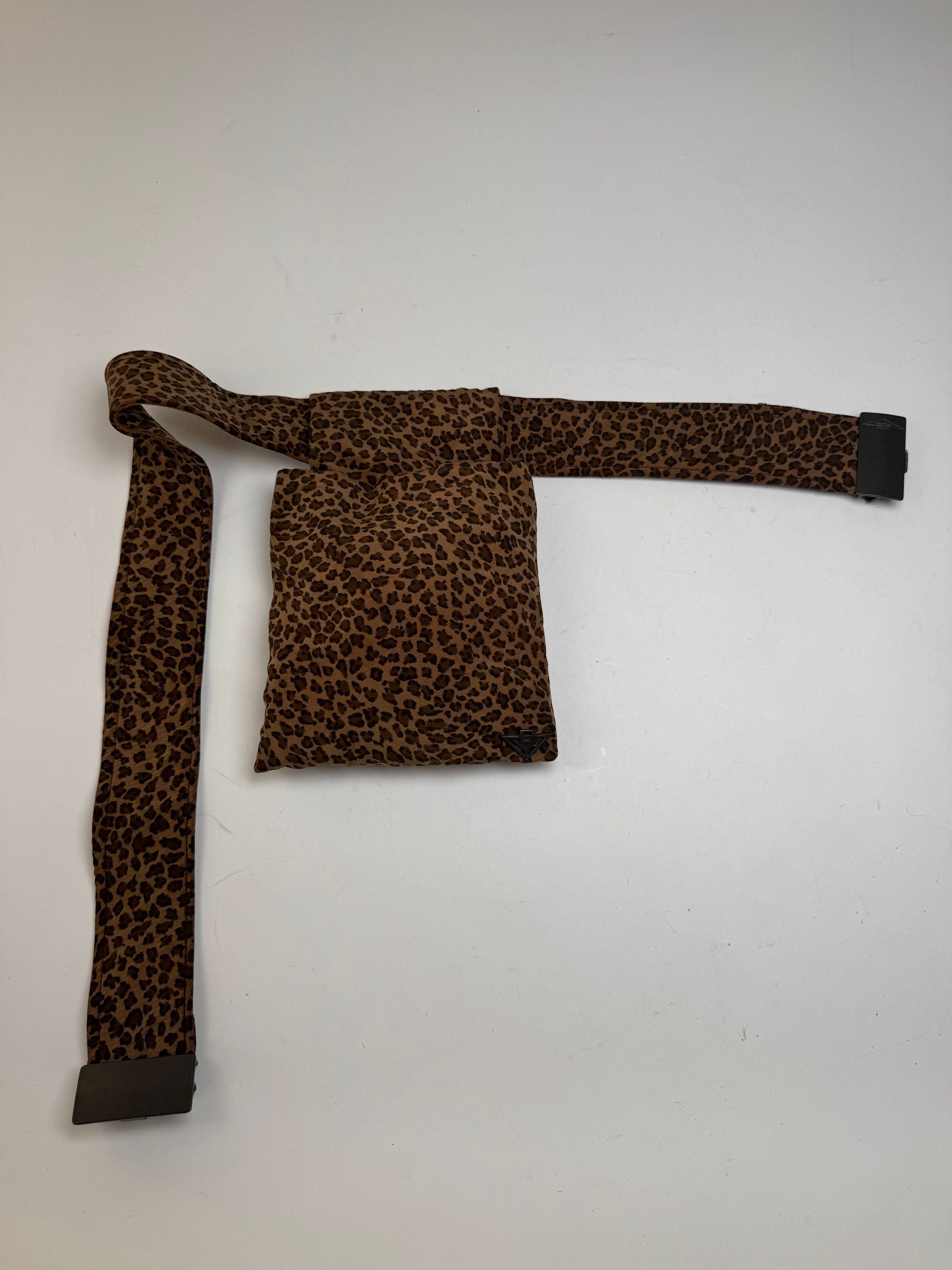 Bottega Veneta Vintage Leopard Bum Bag Brown Size ONE SIZE - 3 Thumbnail