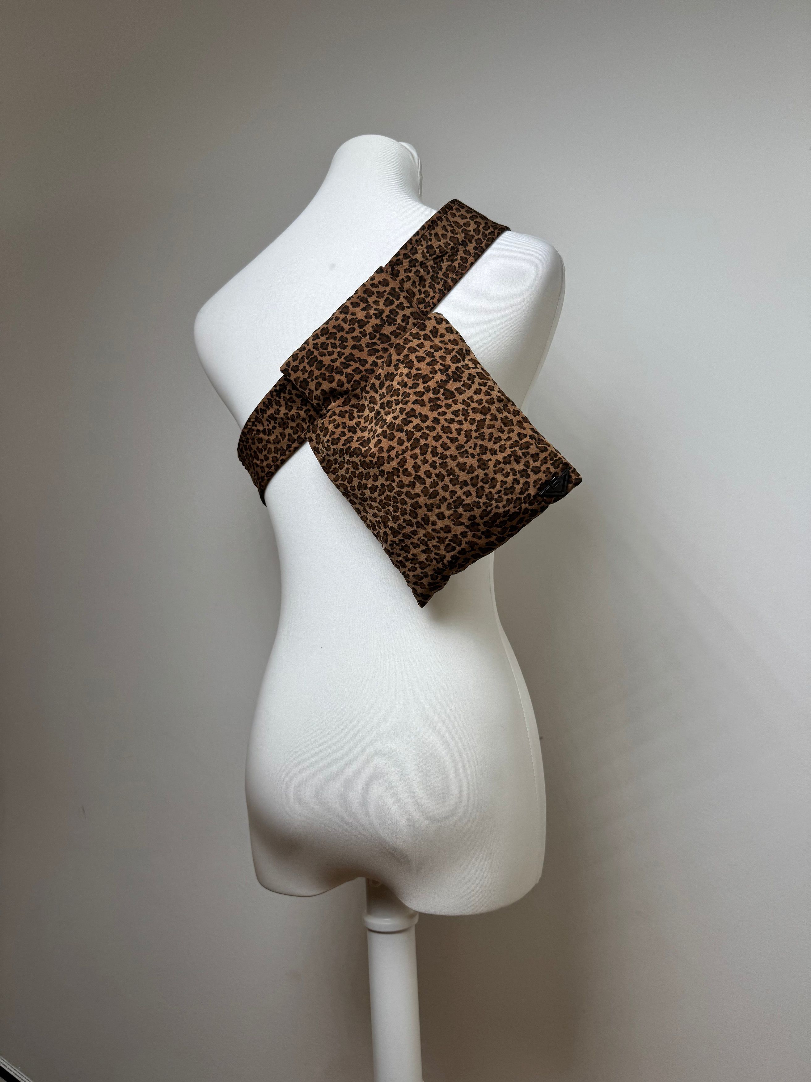 Bottega Veneta Vintage Leopard Bum Bag Brown Size ONE SIZE - 13 Thumbnail