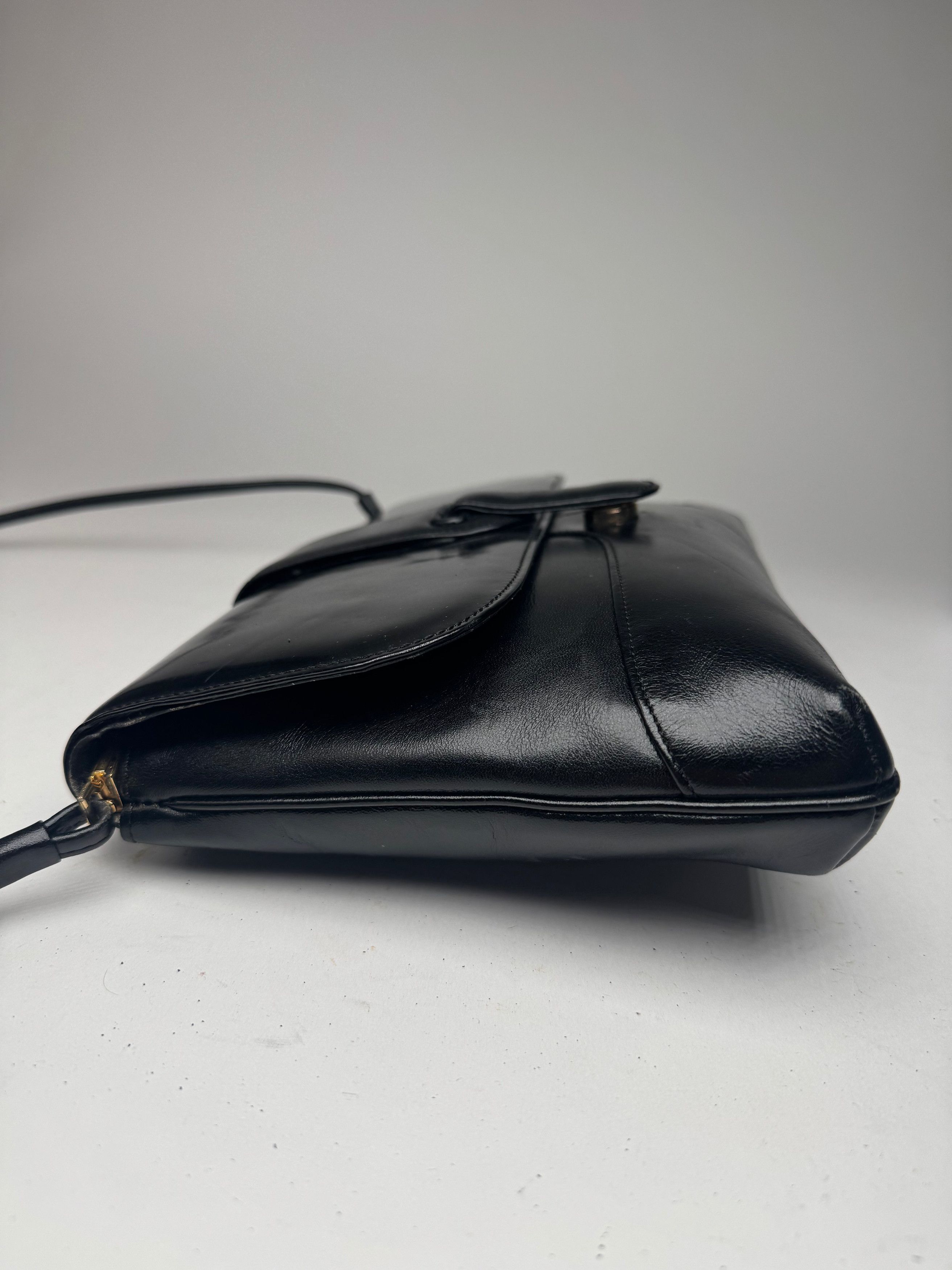 Givenchy Vintage 4G Patent leather bag black Size ONE SIZE - 7 Thumbnail