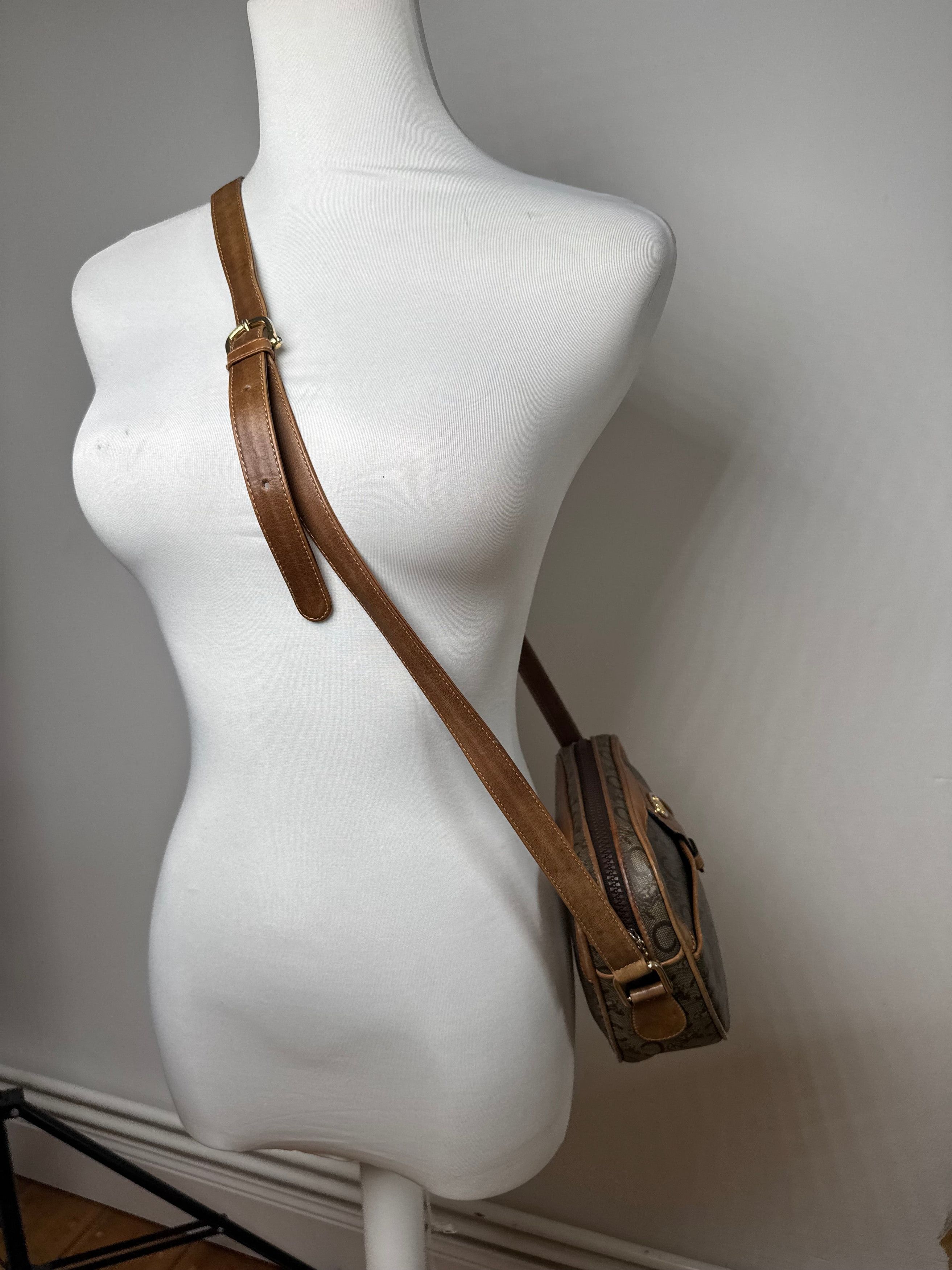 Celine Vintage Paris Patent Leather Macadam monogram Triomphe bag Size ONE SIZE - 14 Thumbnail