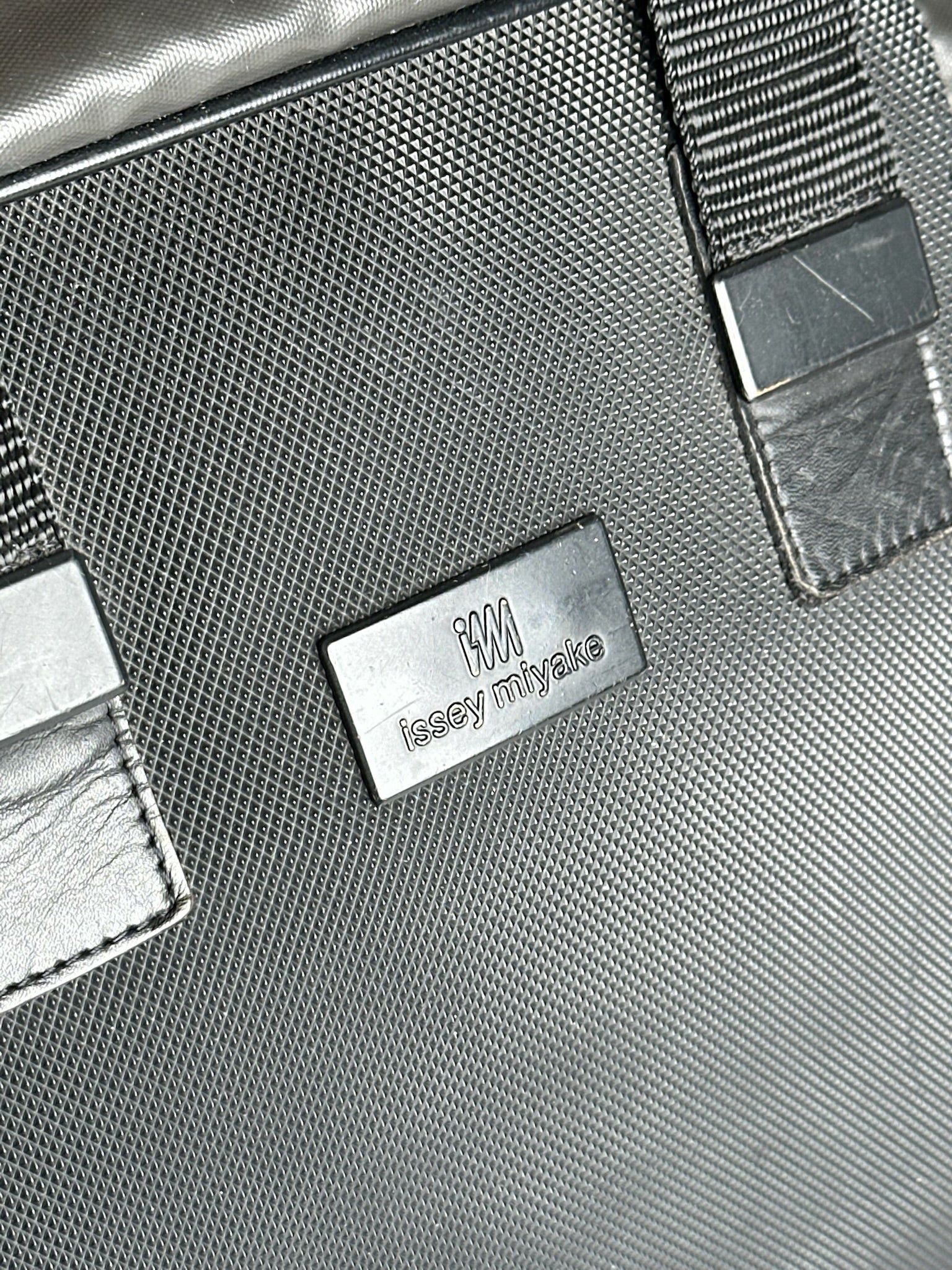 Issey Miyake Vintage Travel bag Size ONE SIZE - 4 Thumbnail